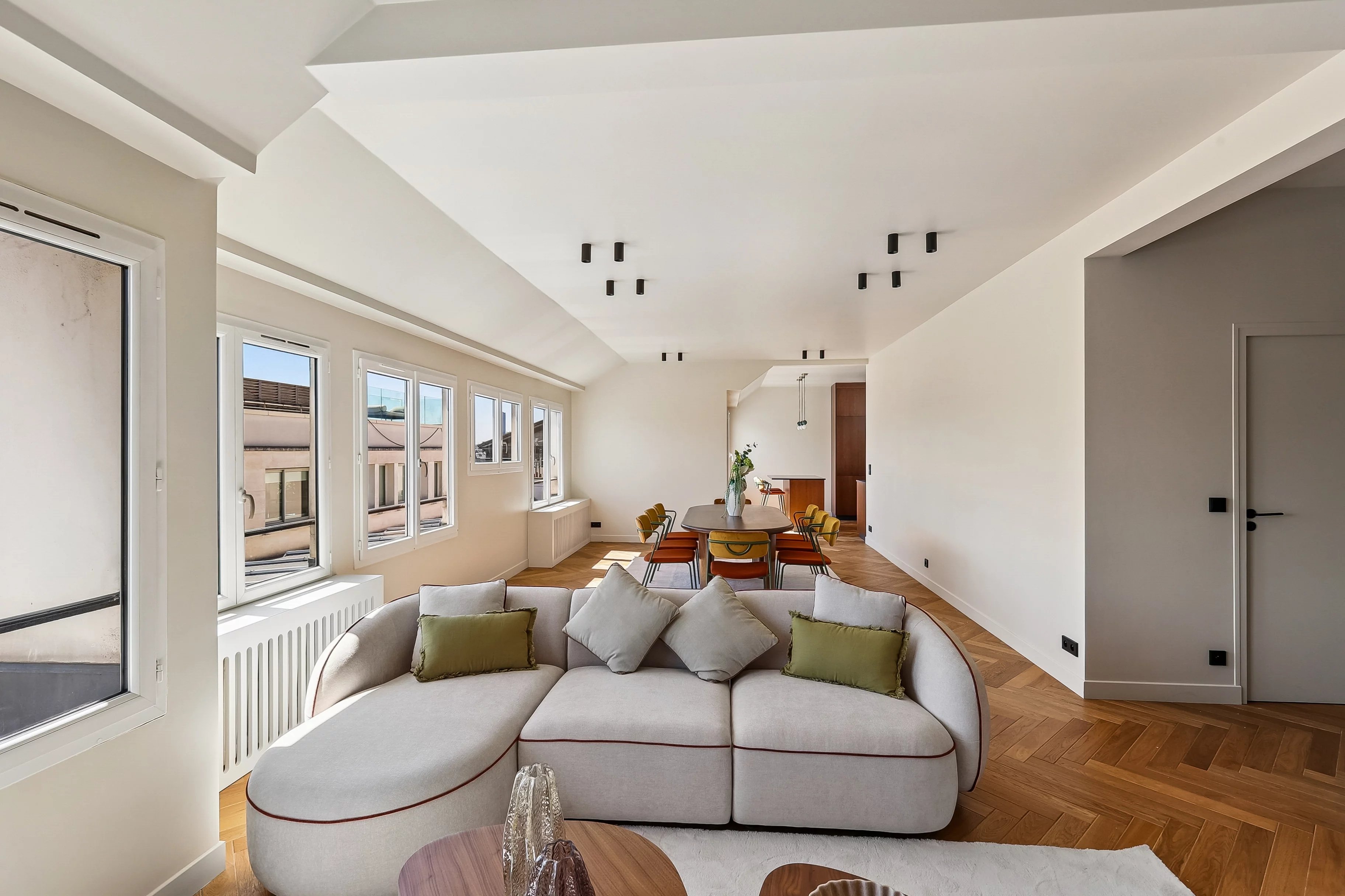 Refurbished duplex - Madeleine