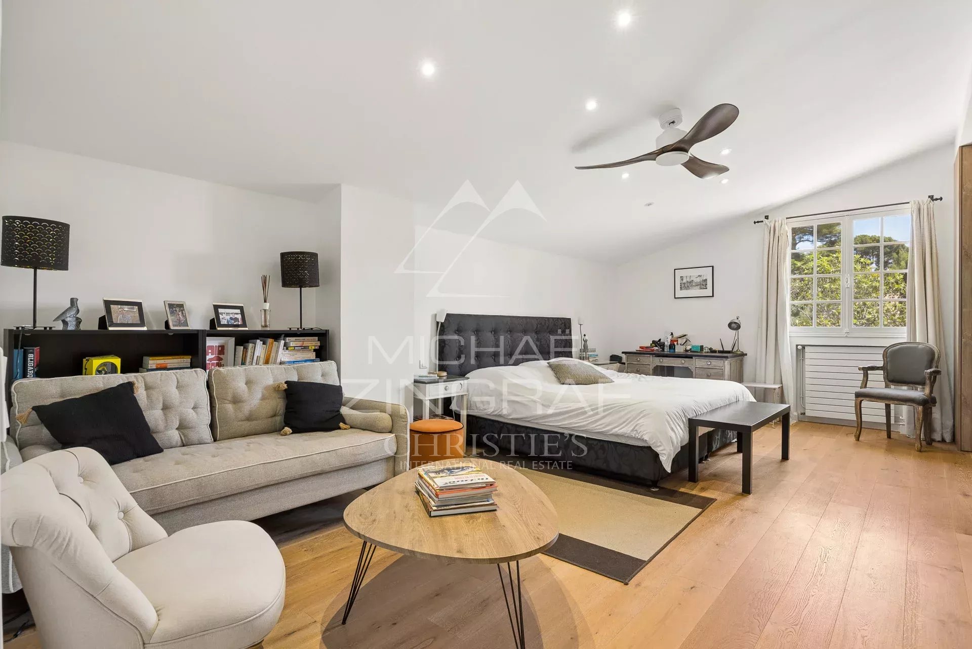4 Bedroom Villa/Townhouse's Image 4