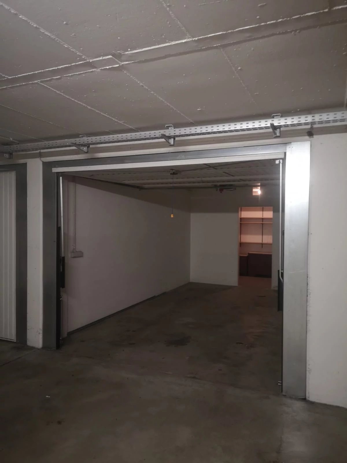 À LOUER - Garage fermé avec cave attenante - Luxembourg