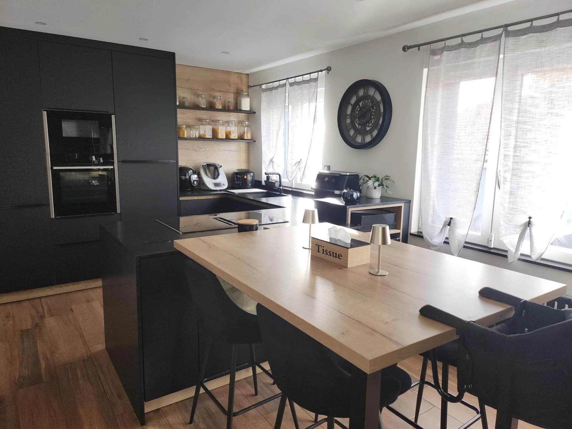 SUPERBE MAISON INDIVIDUELLE