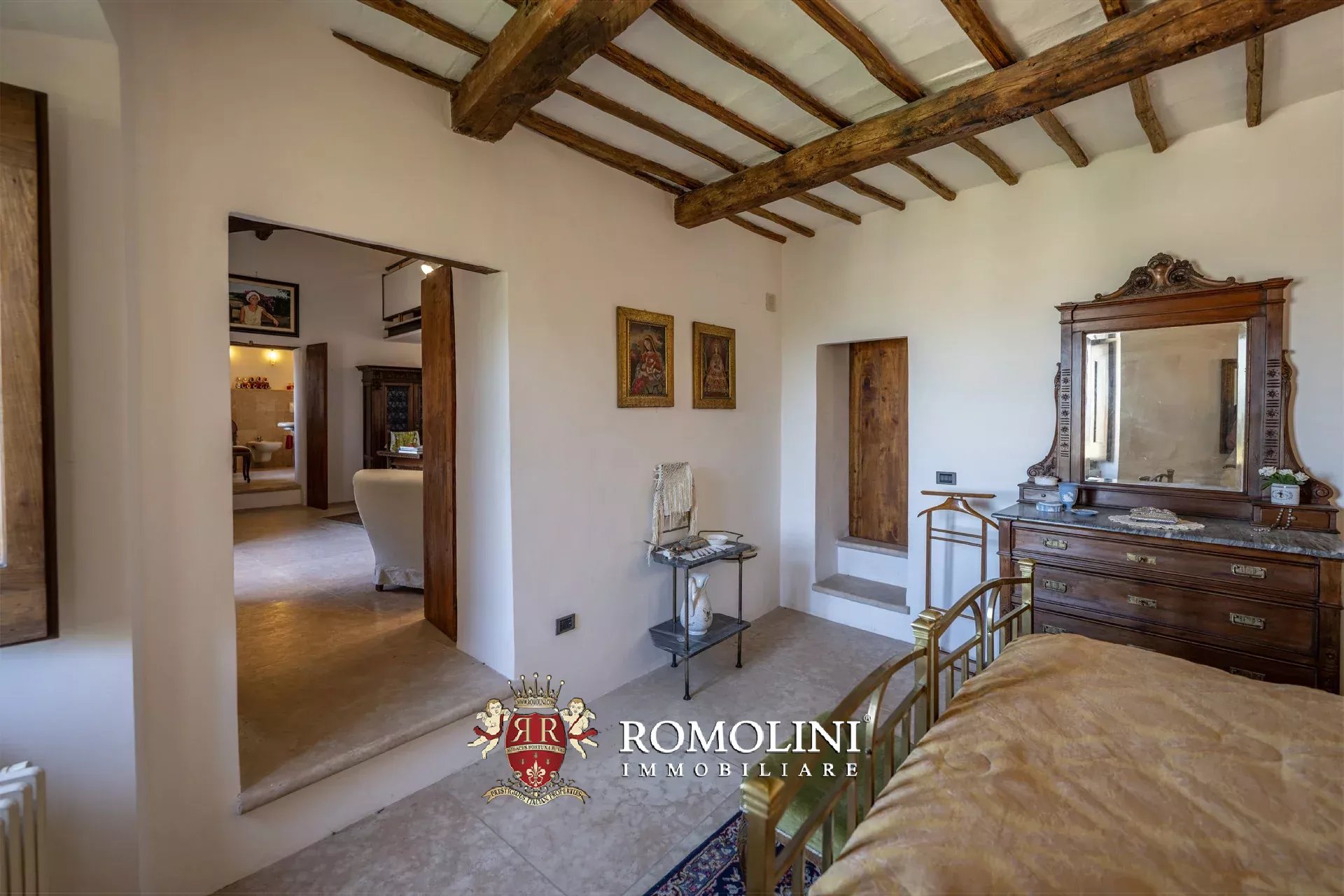 5 Bedroom Villa/Townhouse's Image 34