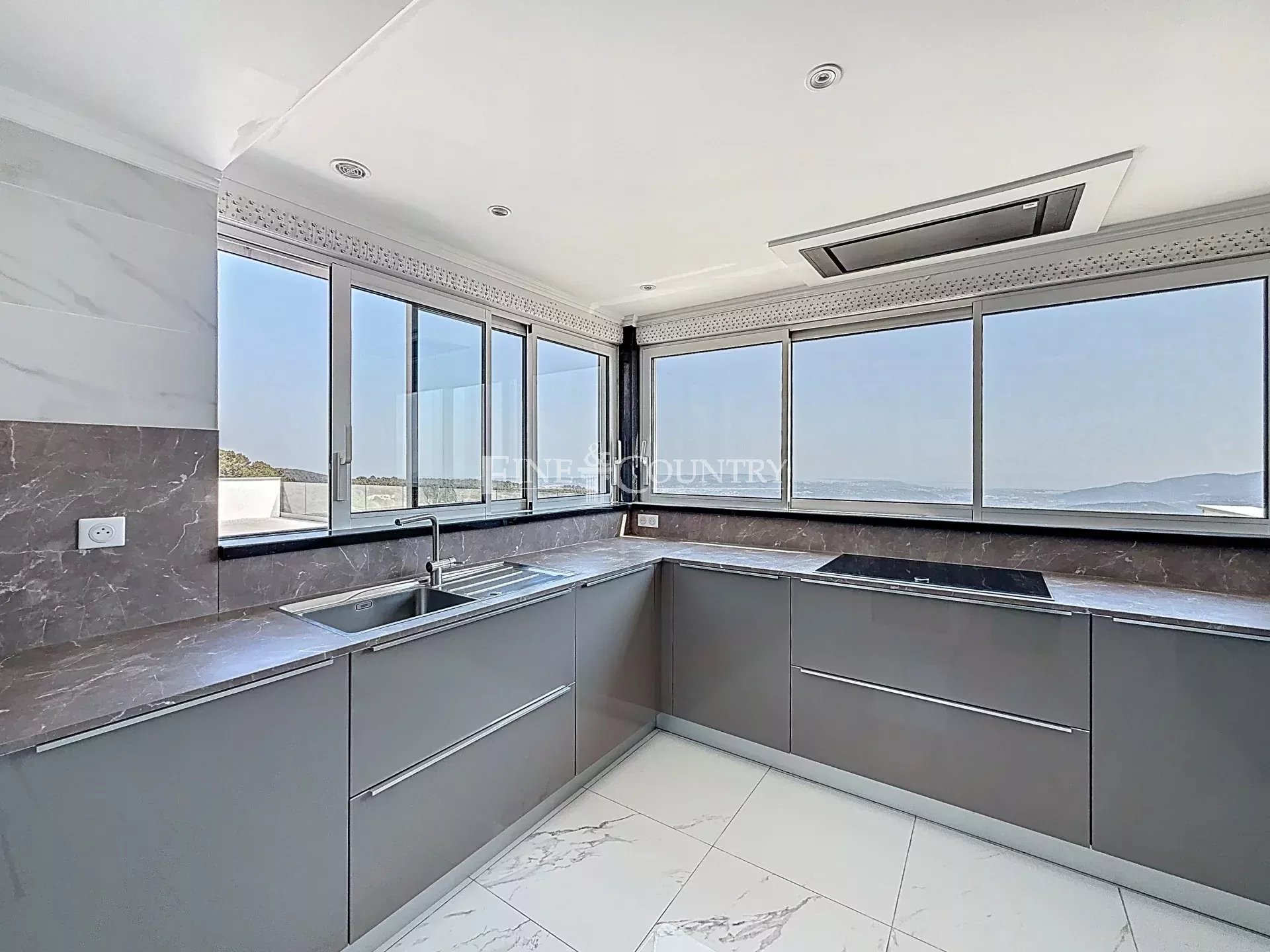 Photo of For sale villa in Cabris