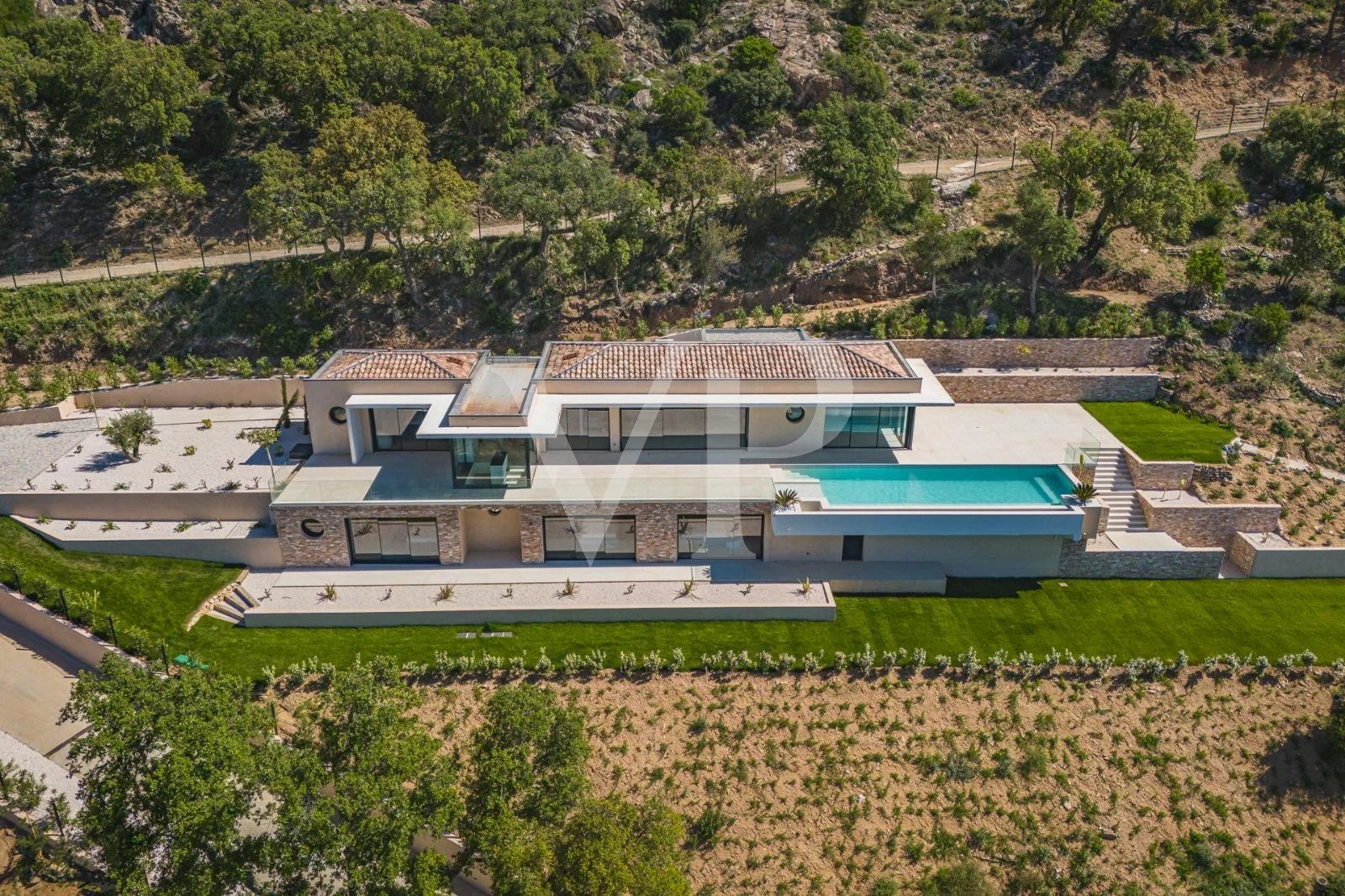 Erstaunlicher Panoramablick auf die Bucht von Saint Tropez