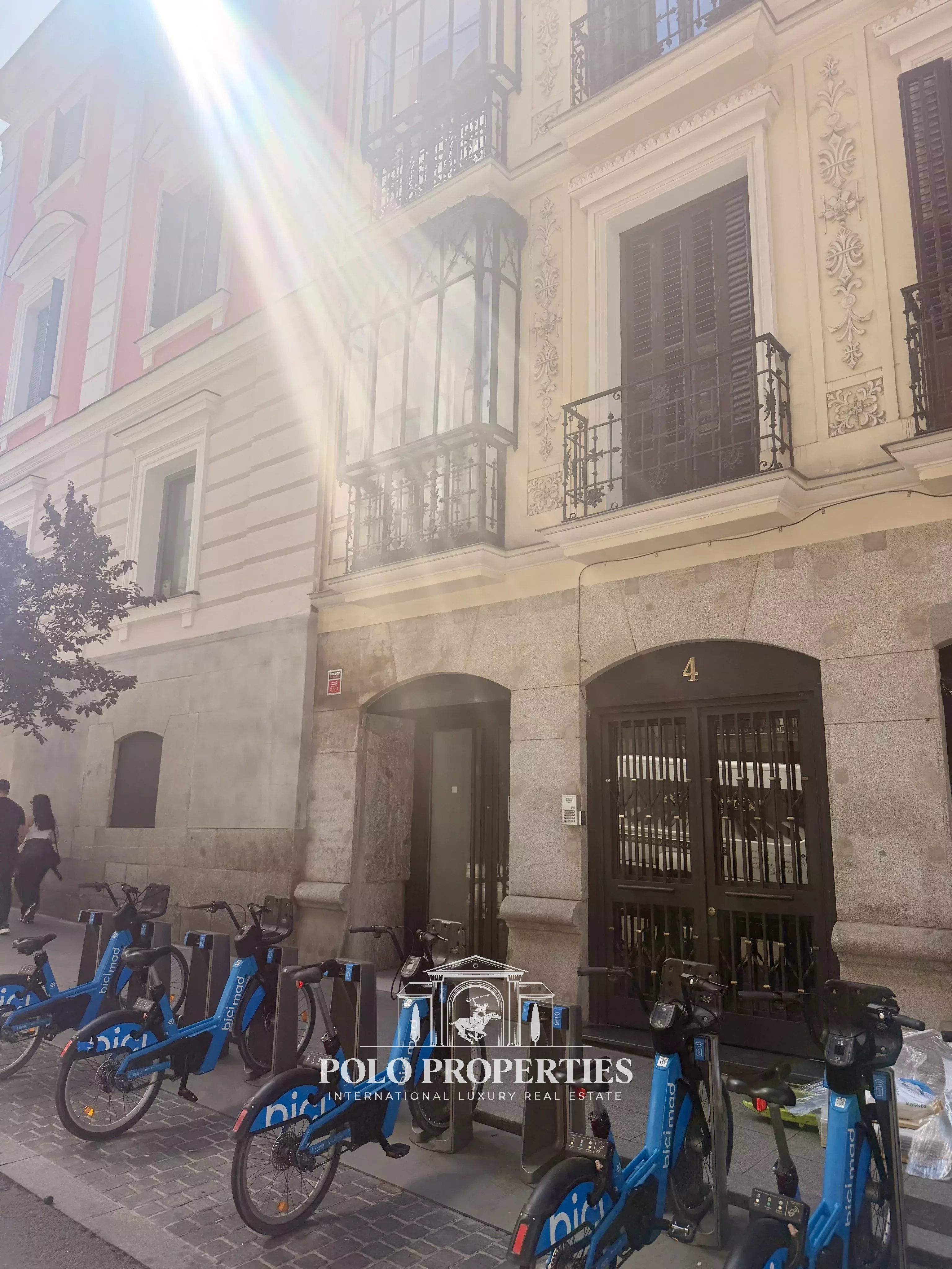 Rental Retail space Madrid Justicia