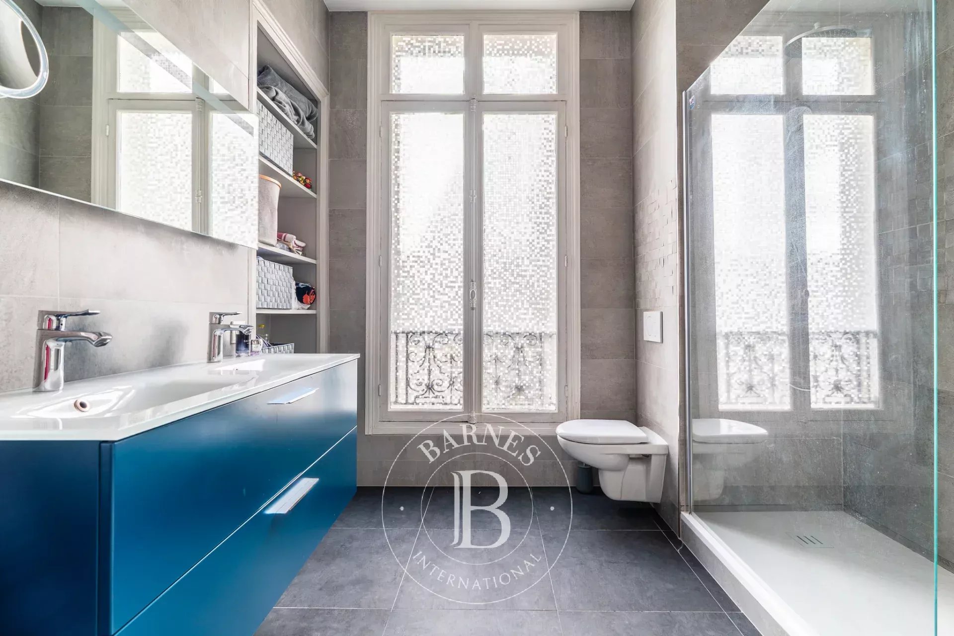Paris  - Apartment 4 Bedrooms - picture 12