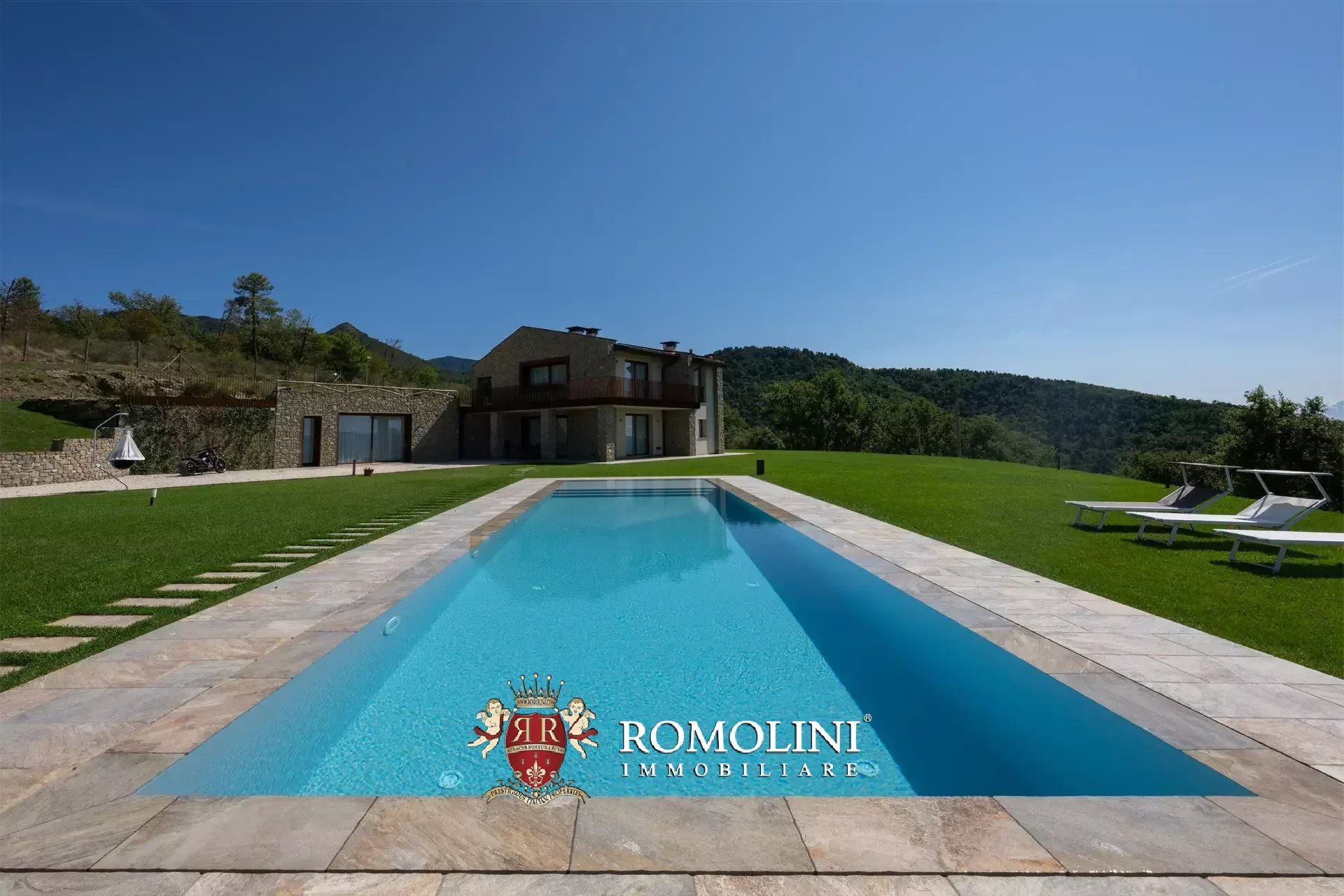 3 Bedroom Villa/Townhouse's Image 13