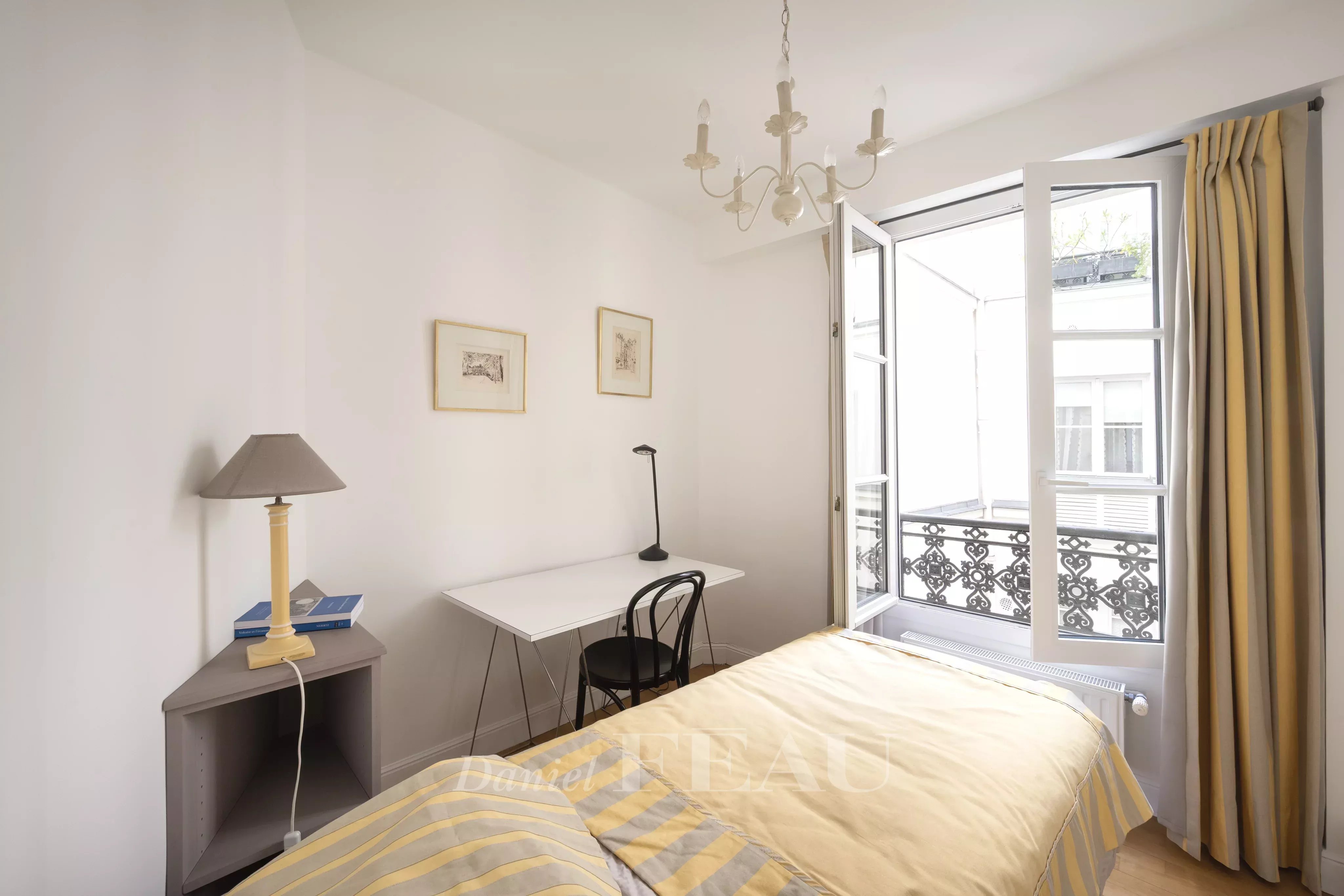 Sale Apartment Paris 6th