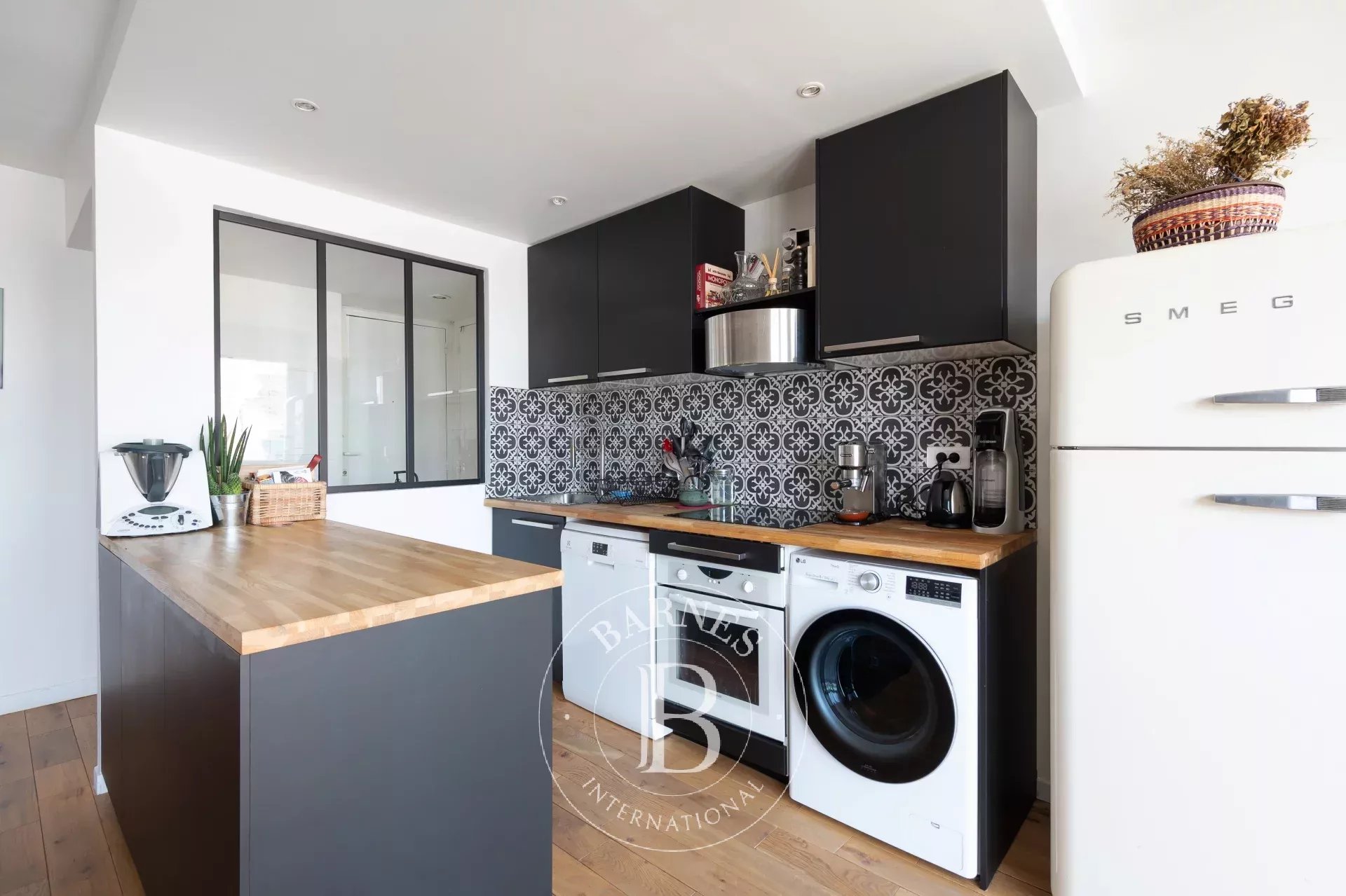 Daire Paris 18ème - picture 5