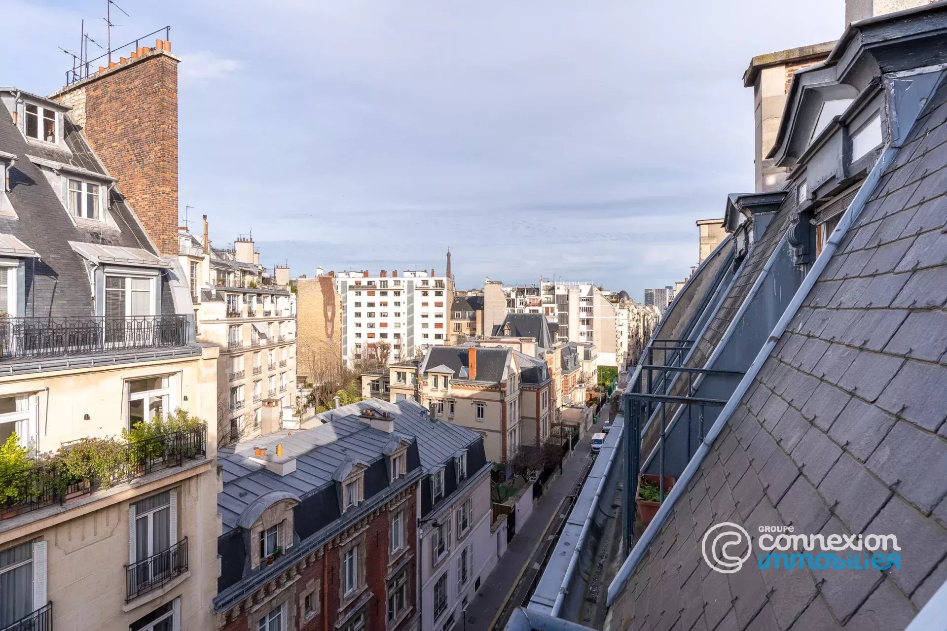 27m2 - Deux pièces avec balcons - vue ciel