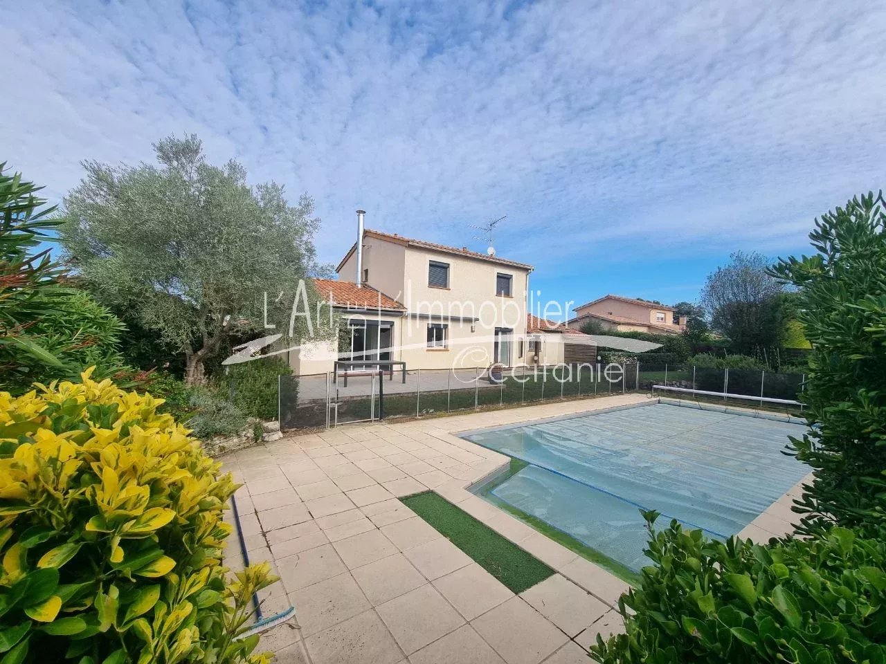 Agence immobilière de 