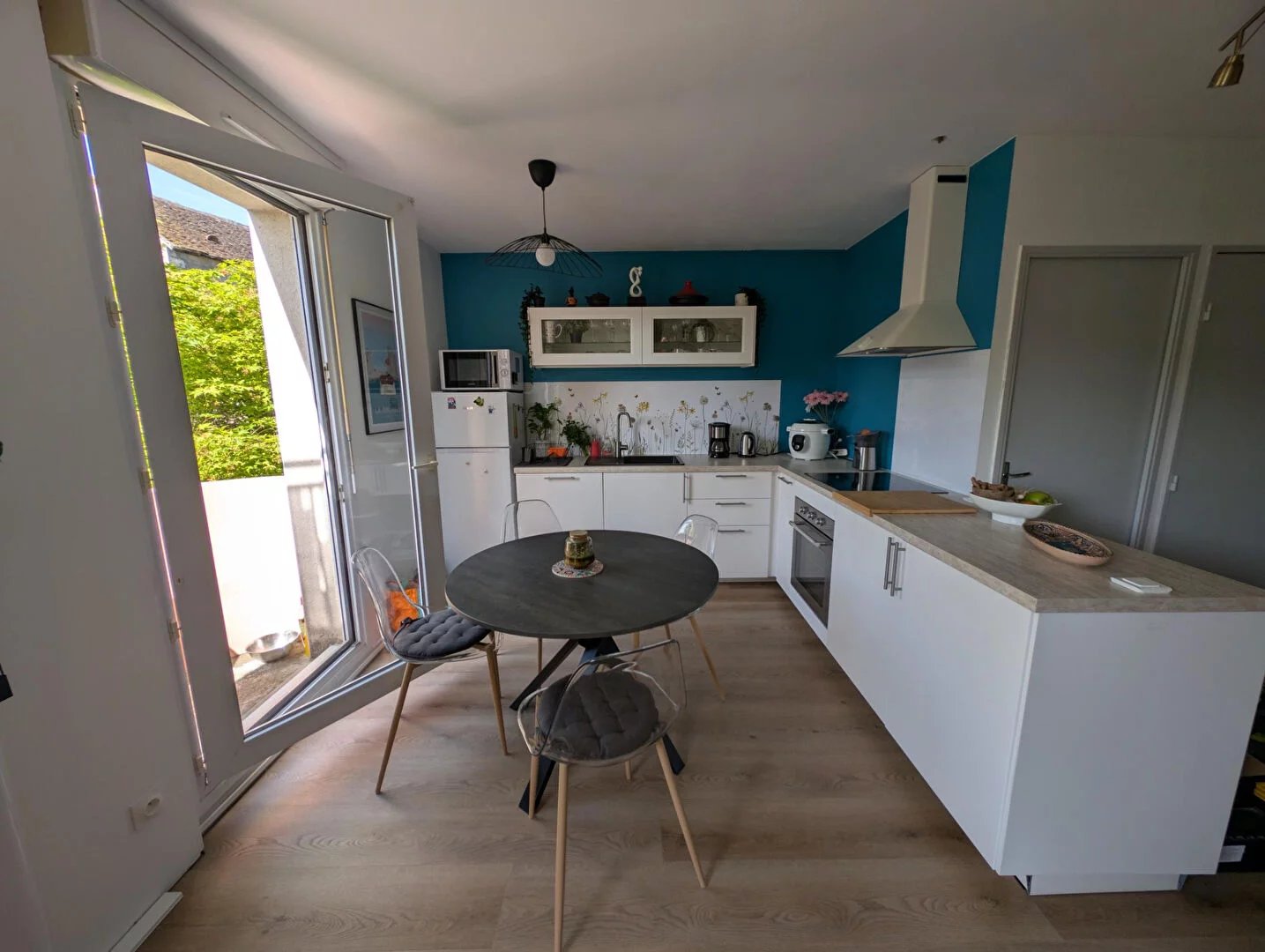 BOURGES- APPARTEMENT T3 - 63.70 M²