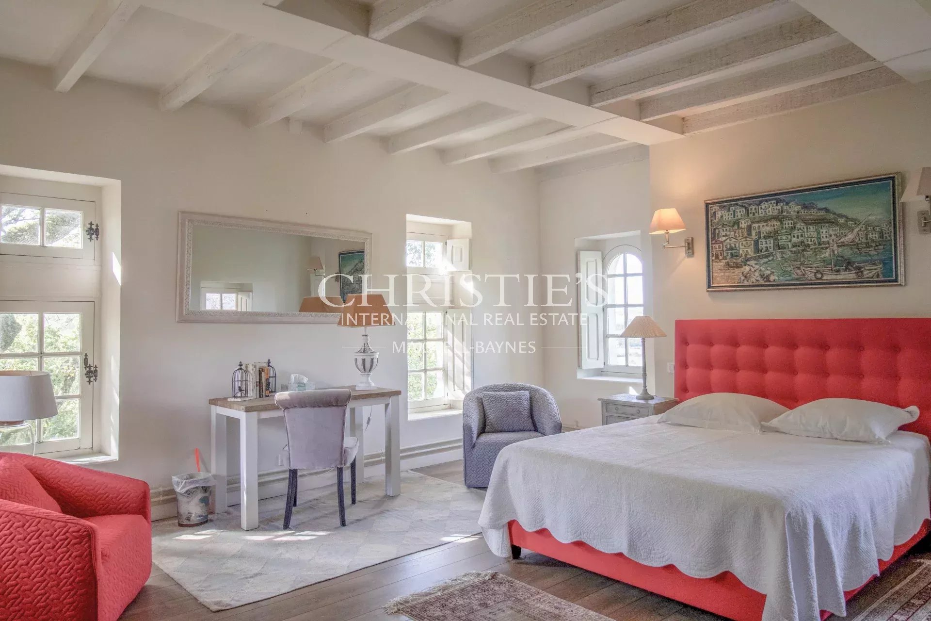 10 Bedroom Chateau's Image 17