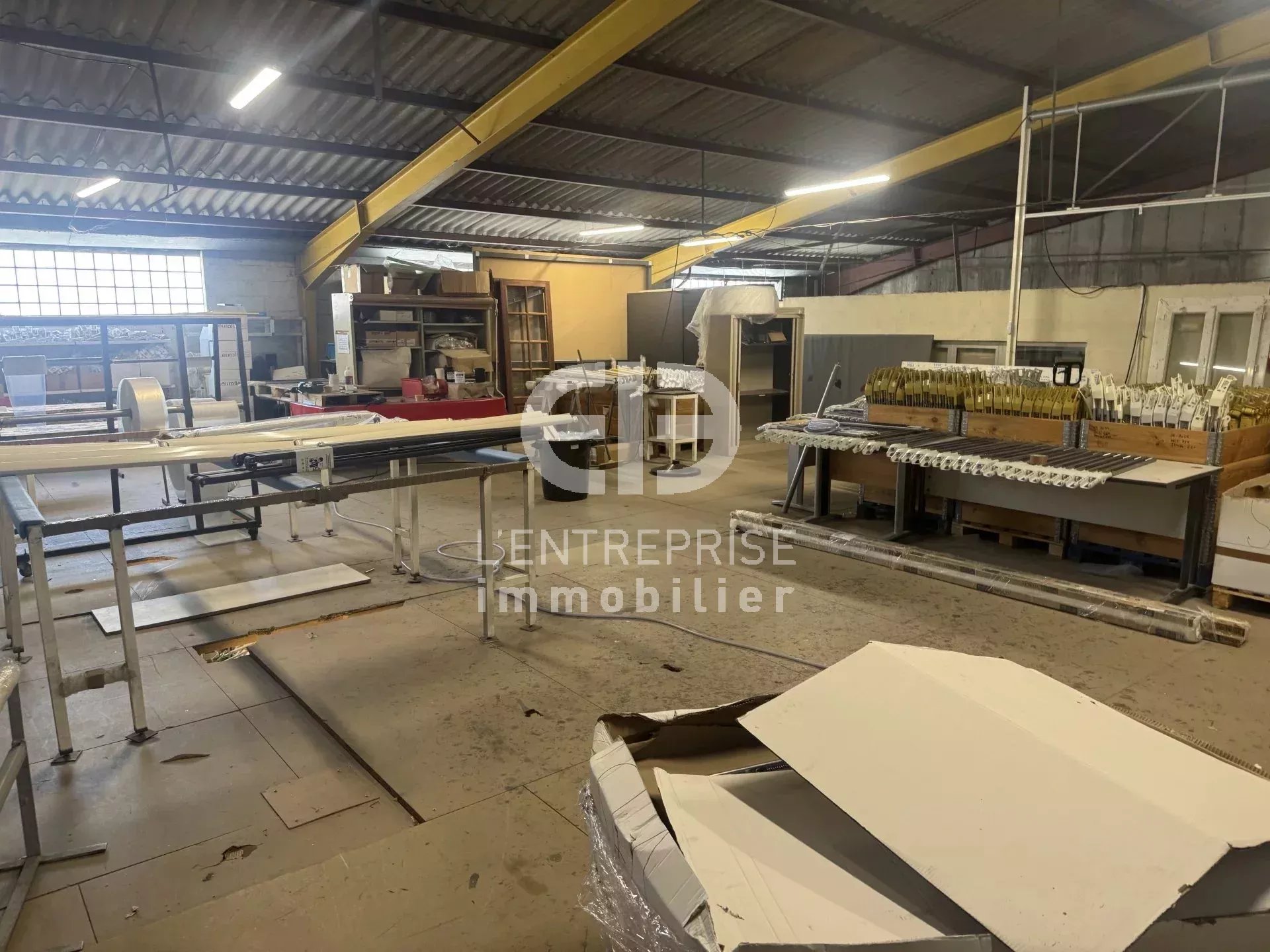 Location Entrepôt Saint-Laurent-du-Var