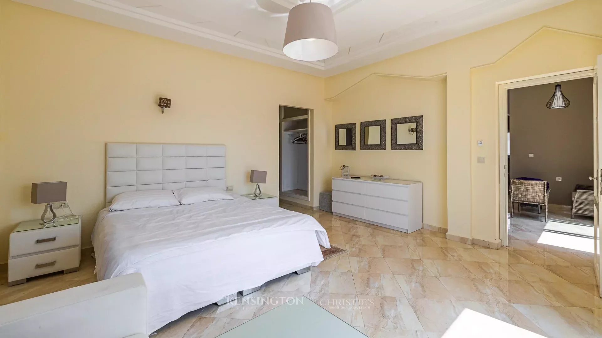 7 Bedroom Villa/Townhouse's Image 22