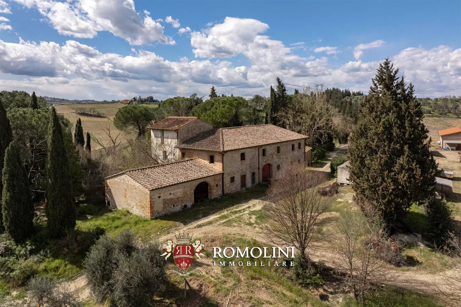 15 Bedroom Vineyard's Image 5