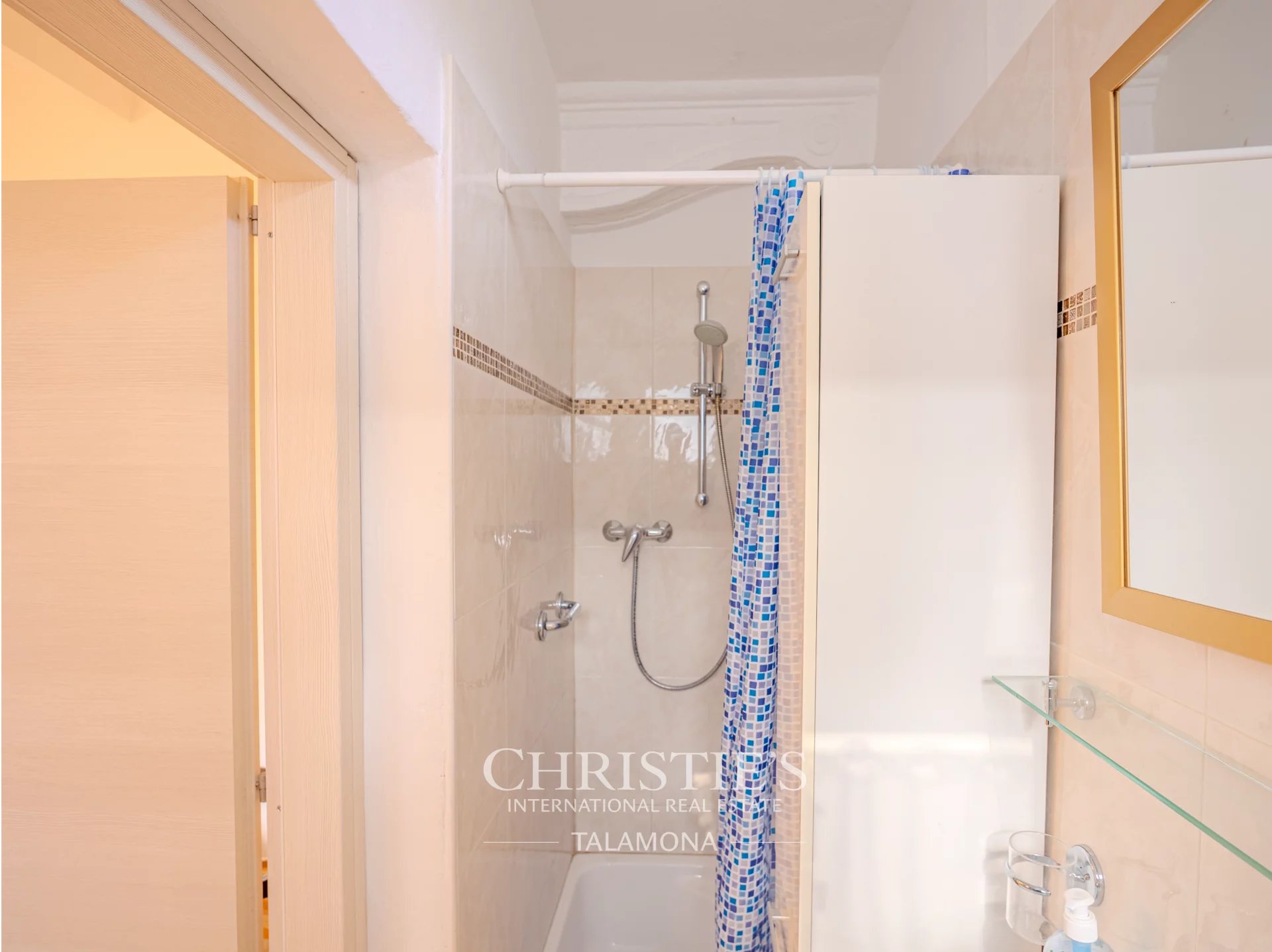 Villa/Townhouse's Image 32