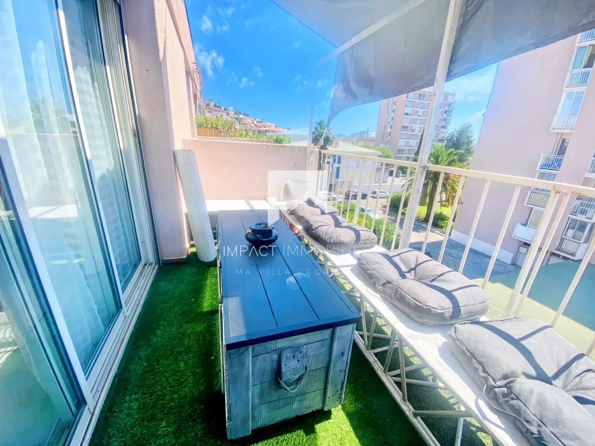 Agence immobilière de 