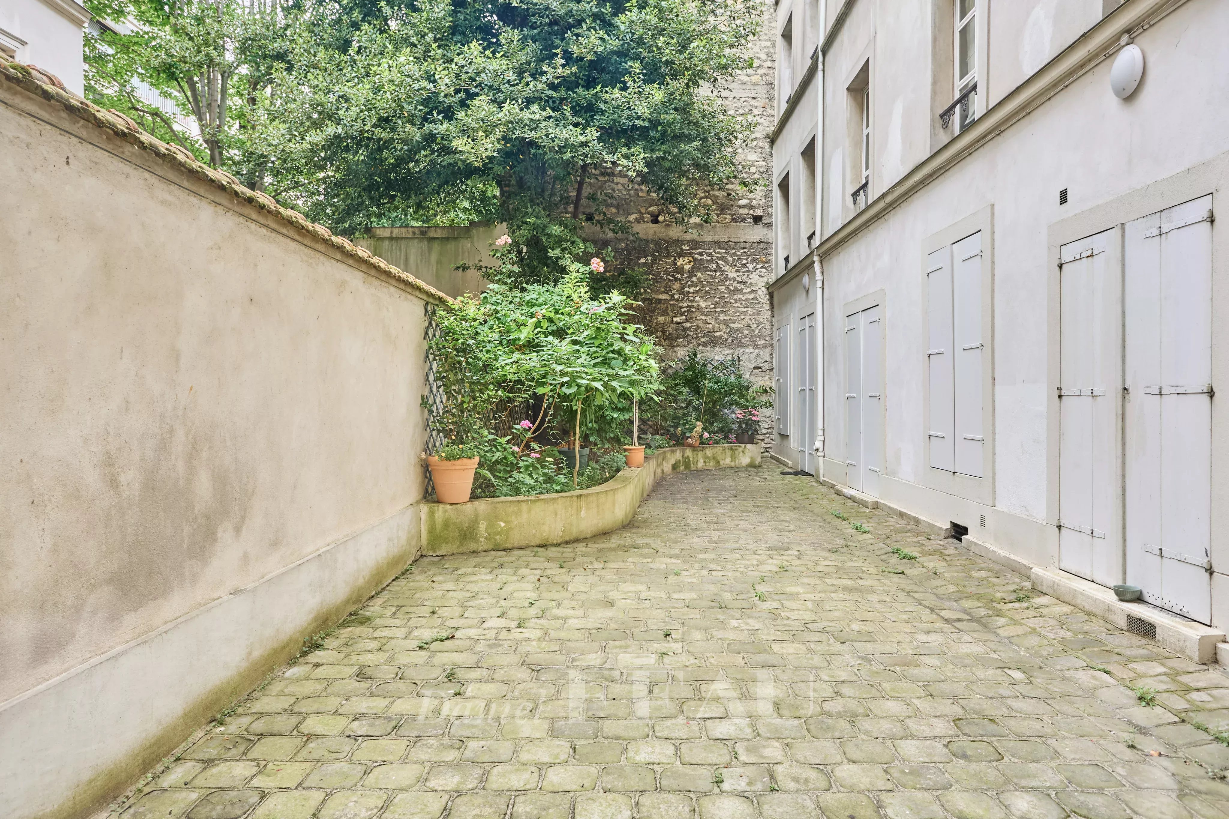Sale Apartment Paris 6th