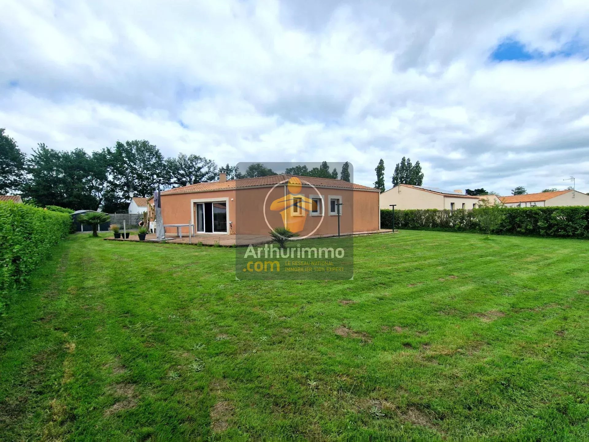 FROIDFOND Maison de 140m² avec 4 chambres