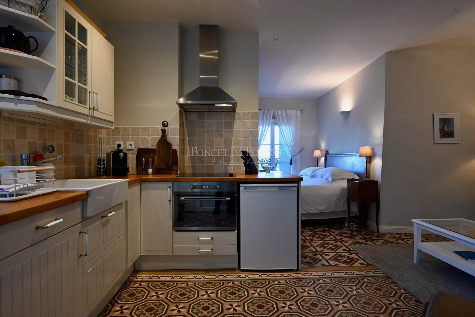 10 Bedroom Villa/Townhouse's Image 19