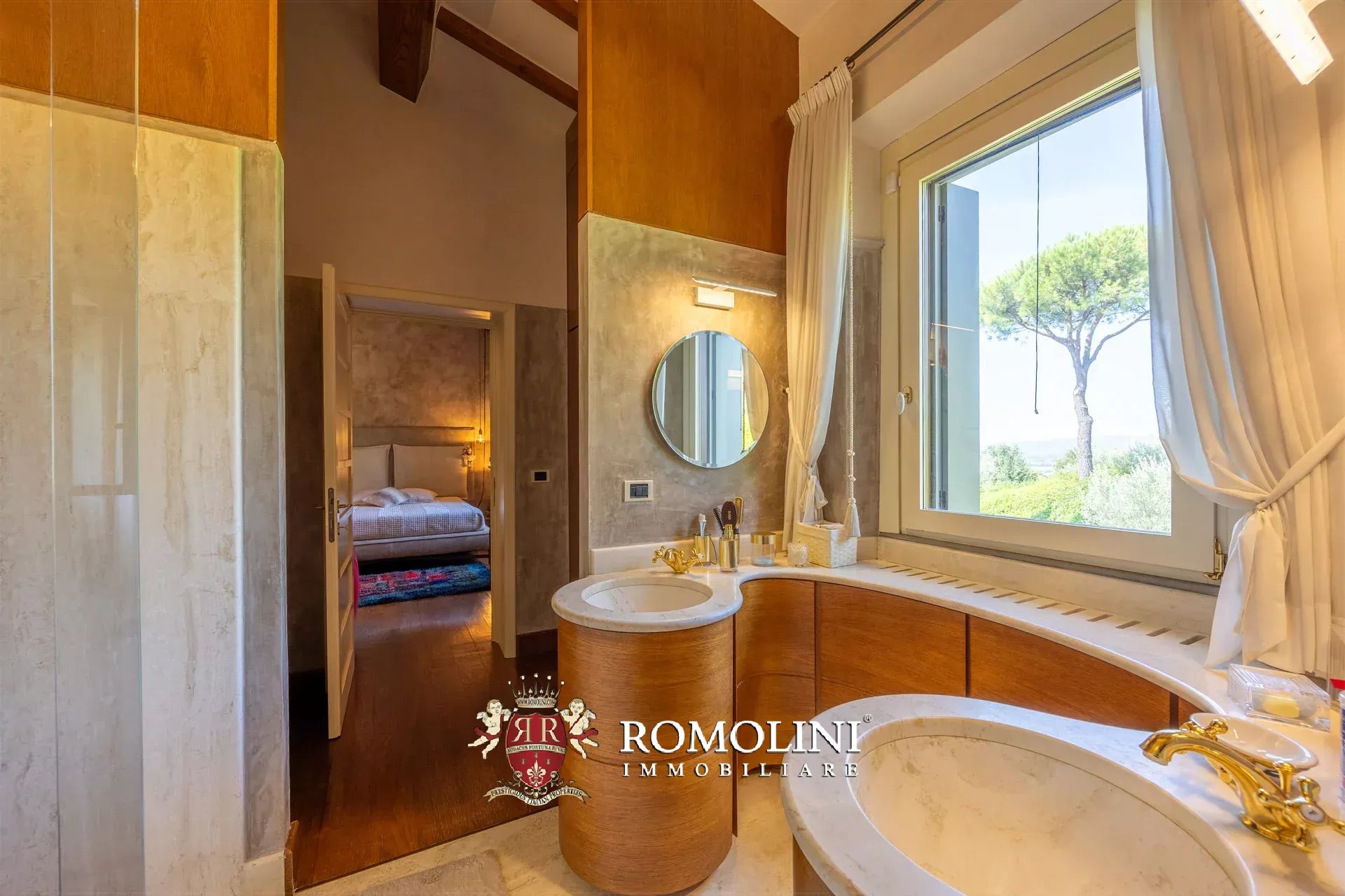 4 Bedroom Villa/Townhouse's Image 64