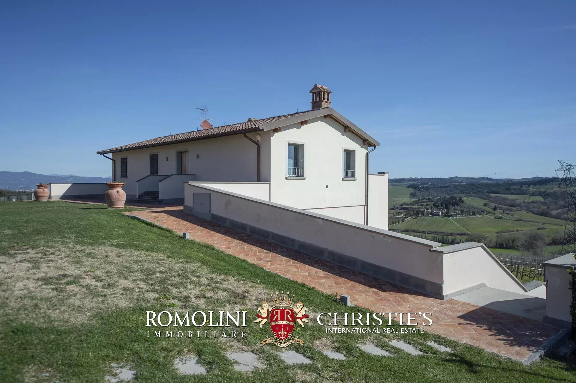 11 Bedroom Vineyard's Image 23