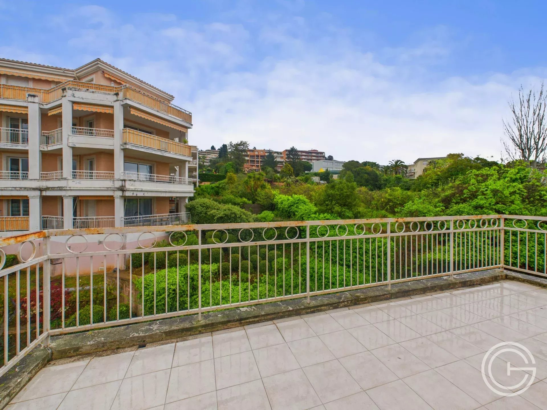 Location Appartement Nice Corniche Fleurie
