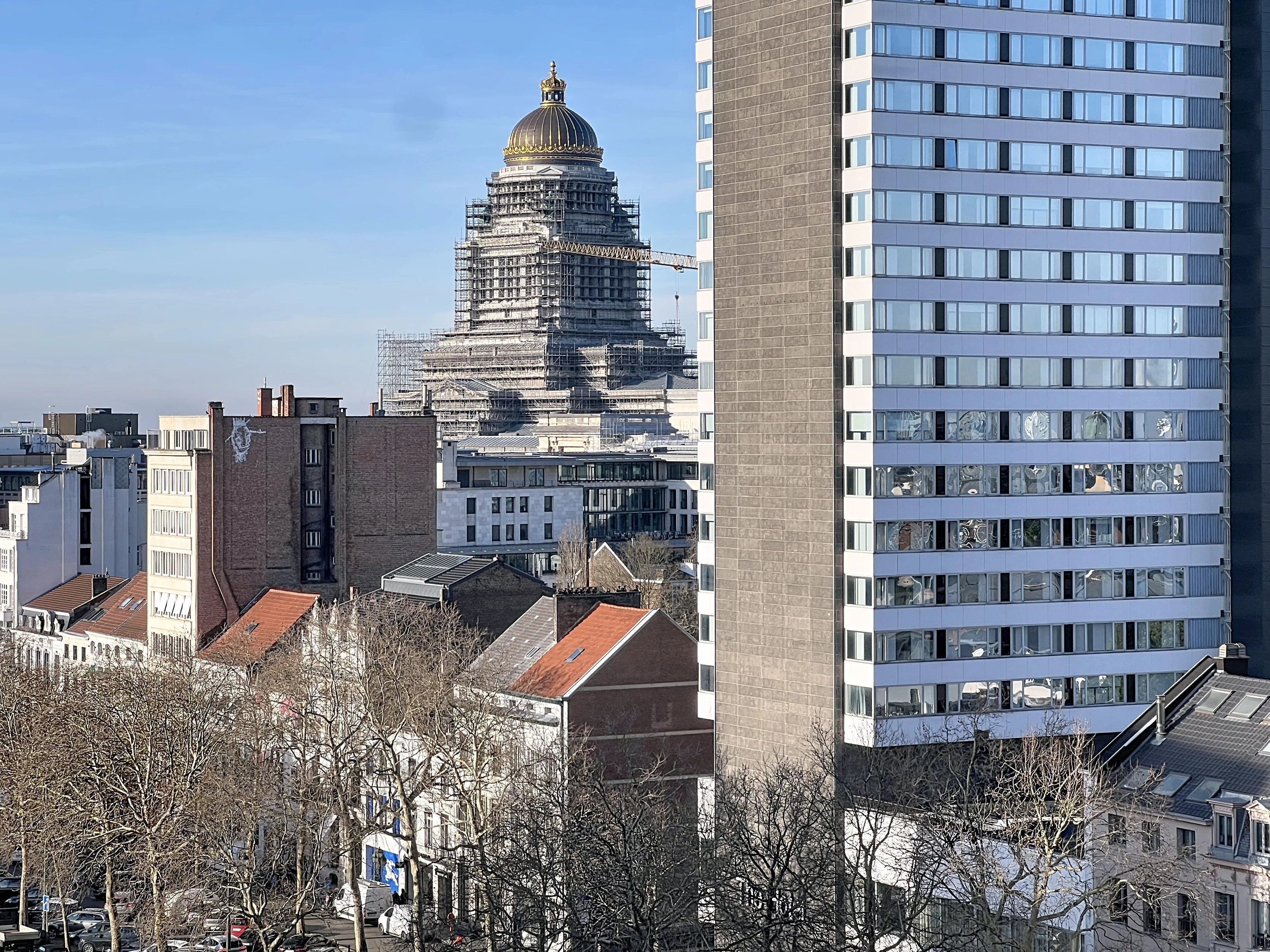 Ixelles - Very nice bright 4 bedroom terrace apartment