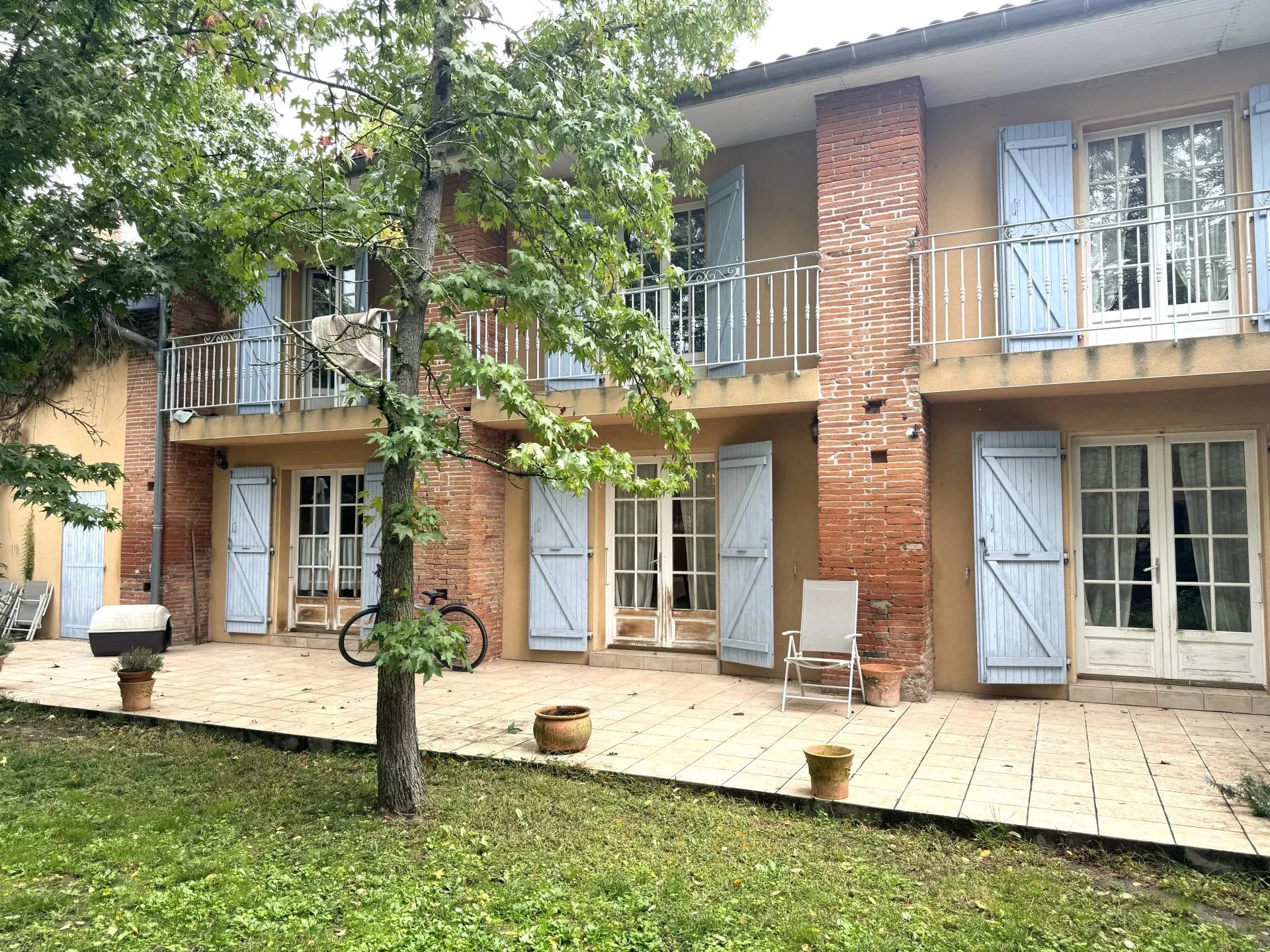 A VENDRE - MAISON AVEC JARDIN ET PISCINE - COLOMIERS