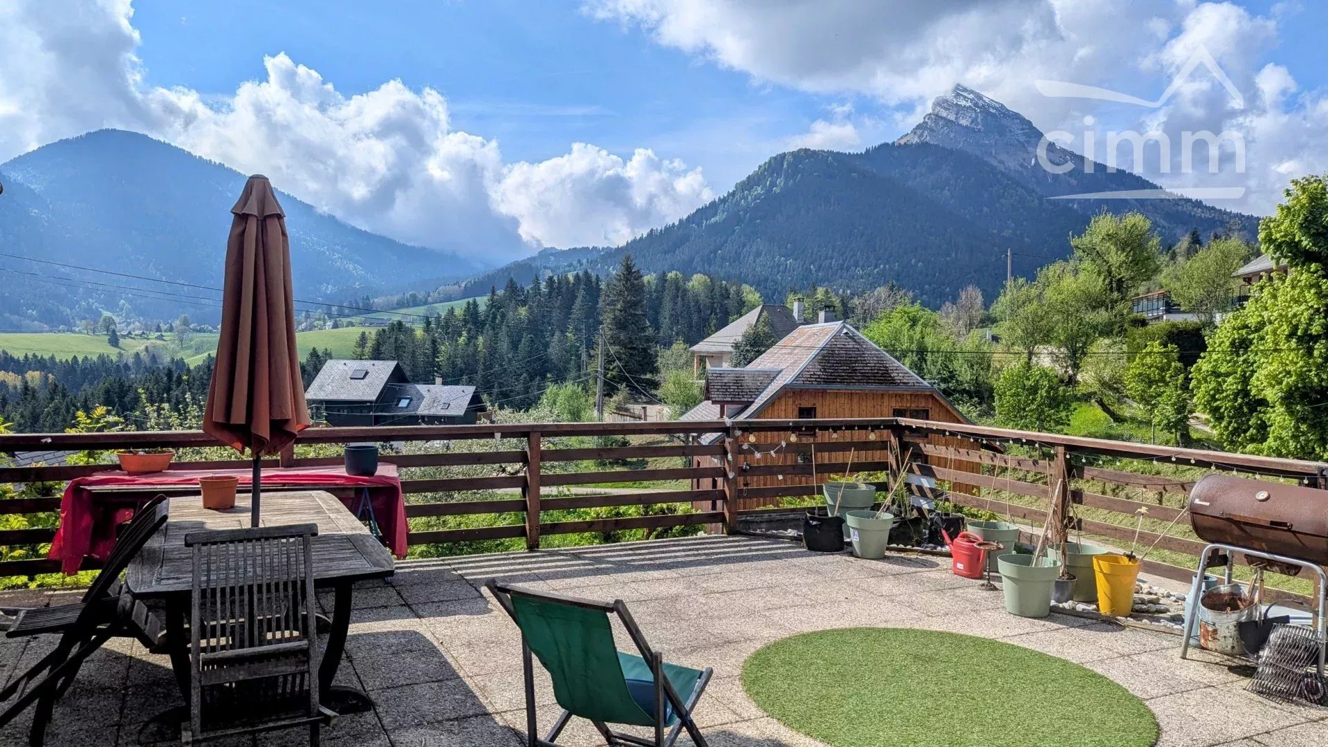 Agence immobilière de 