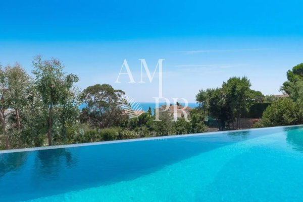 Luxury Californian Villa in Golfe Juan | 7-Bedroom Family Estate — photo 7