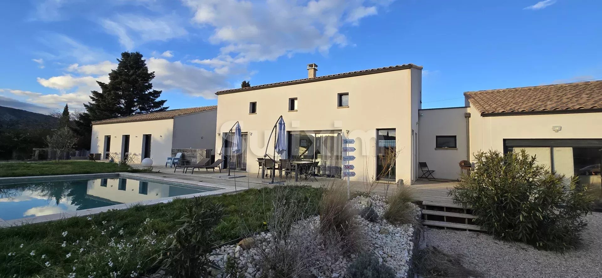 Agence immobilière de THIERRY VEYRADIER AGENCE IMMOBILIER