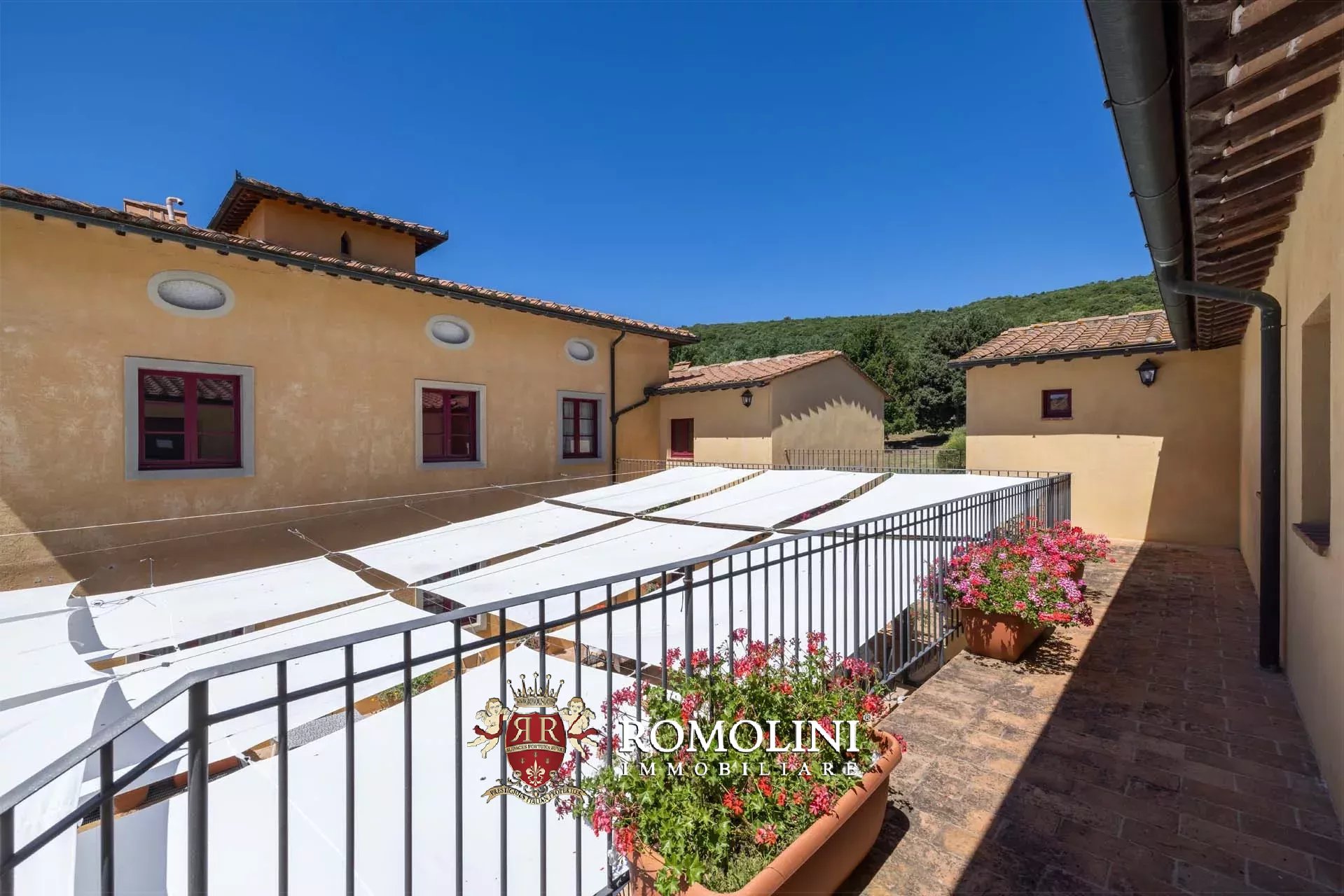 63 Bedroom Villa/Townhouse's Image 43