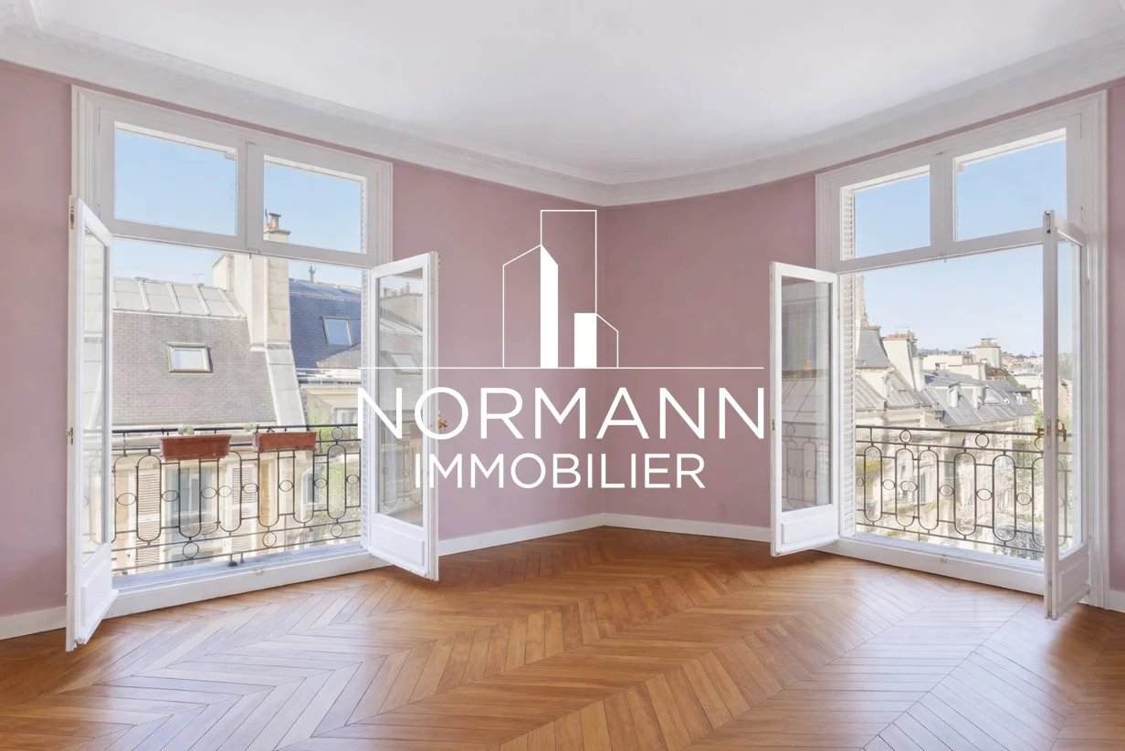 PARIS 8 - FAUBOURG SAINT HONORE / MATIGNON - VUE TOUR EIFFEL - BALCON