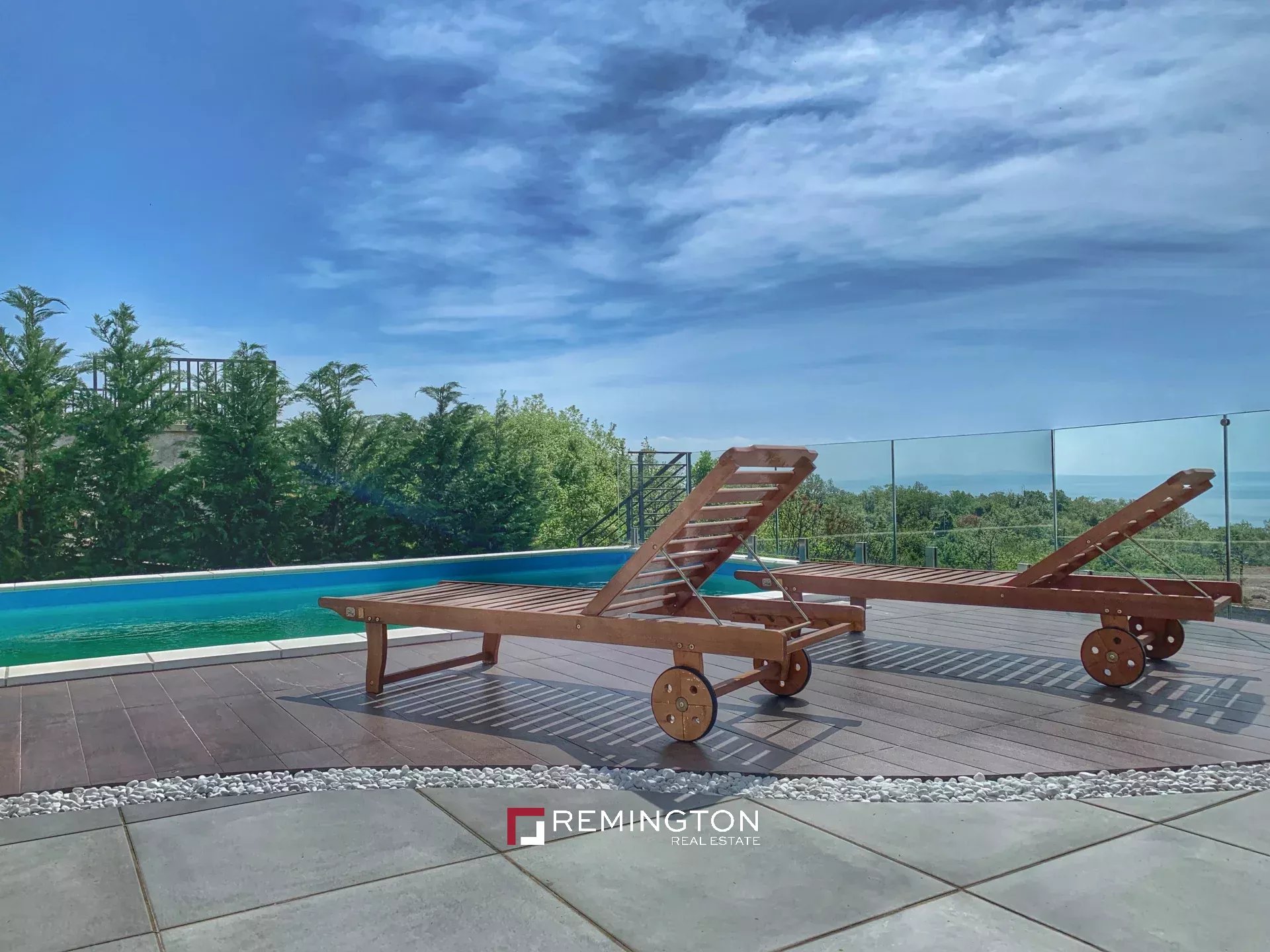 6 Bedroom Villa/Townhouse's Image 33