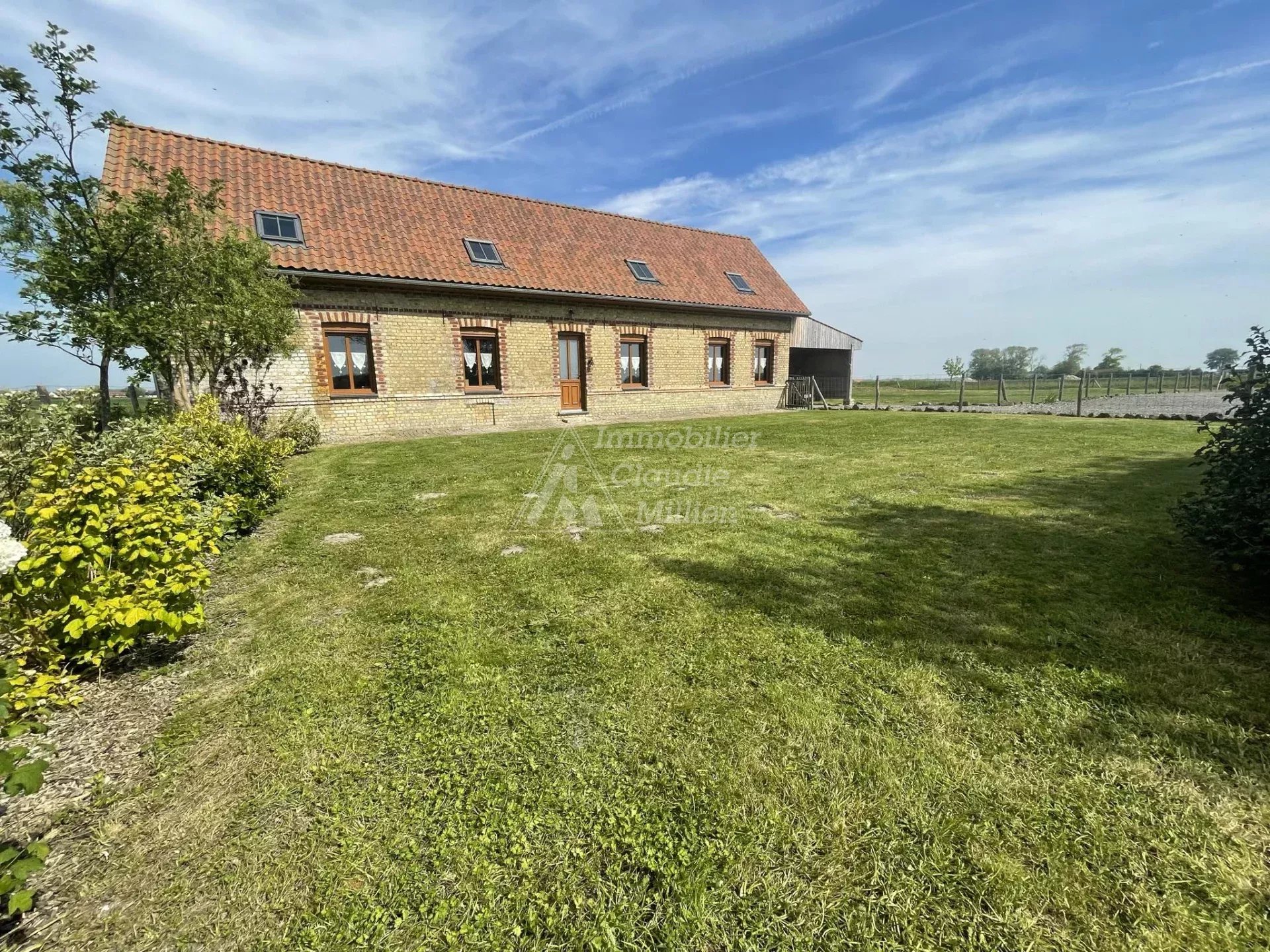 Sale Property Offekerque