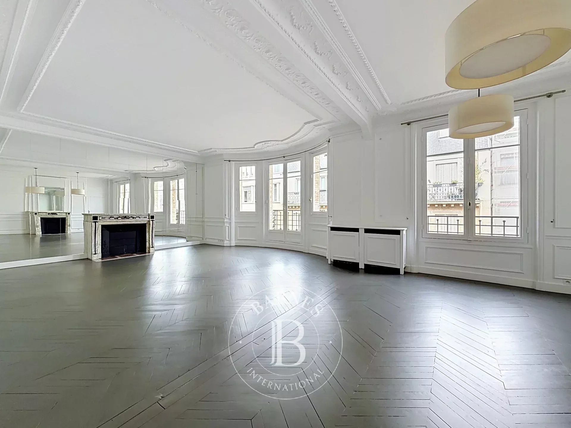 Appartement Paris 75016  -  ref 82560216 (picture 1)