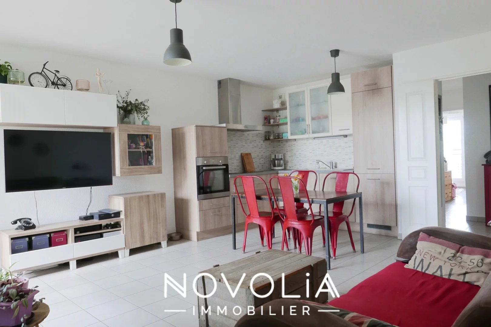 Achat Appartement Surface de 62 m�/ Total carrez : 62 m�, 3 pi�ces, V�nissieux (69200)