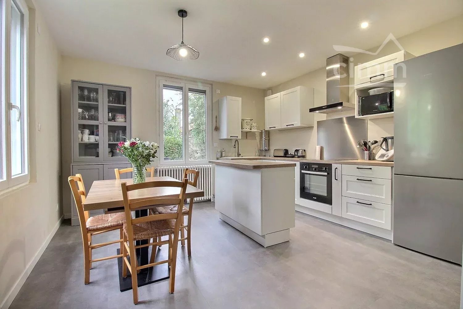 Agence immobilière de Cimm Immobilier BALLAN-MIRE