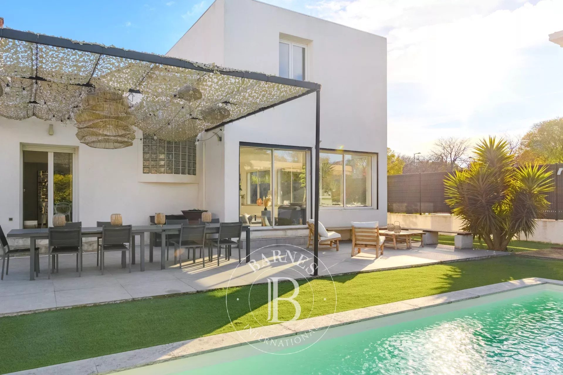 Marseille  - Maison 9 Pi&egrave;ces 5 Chambres - picture 1