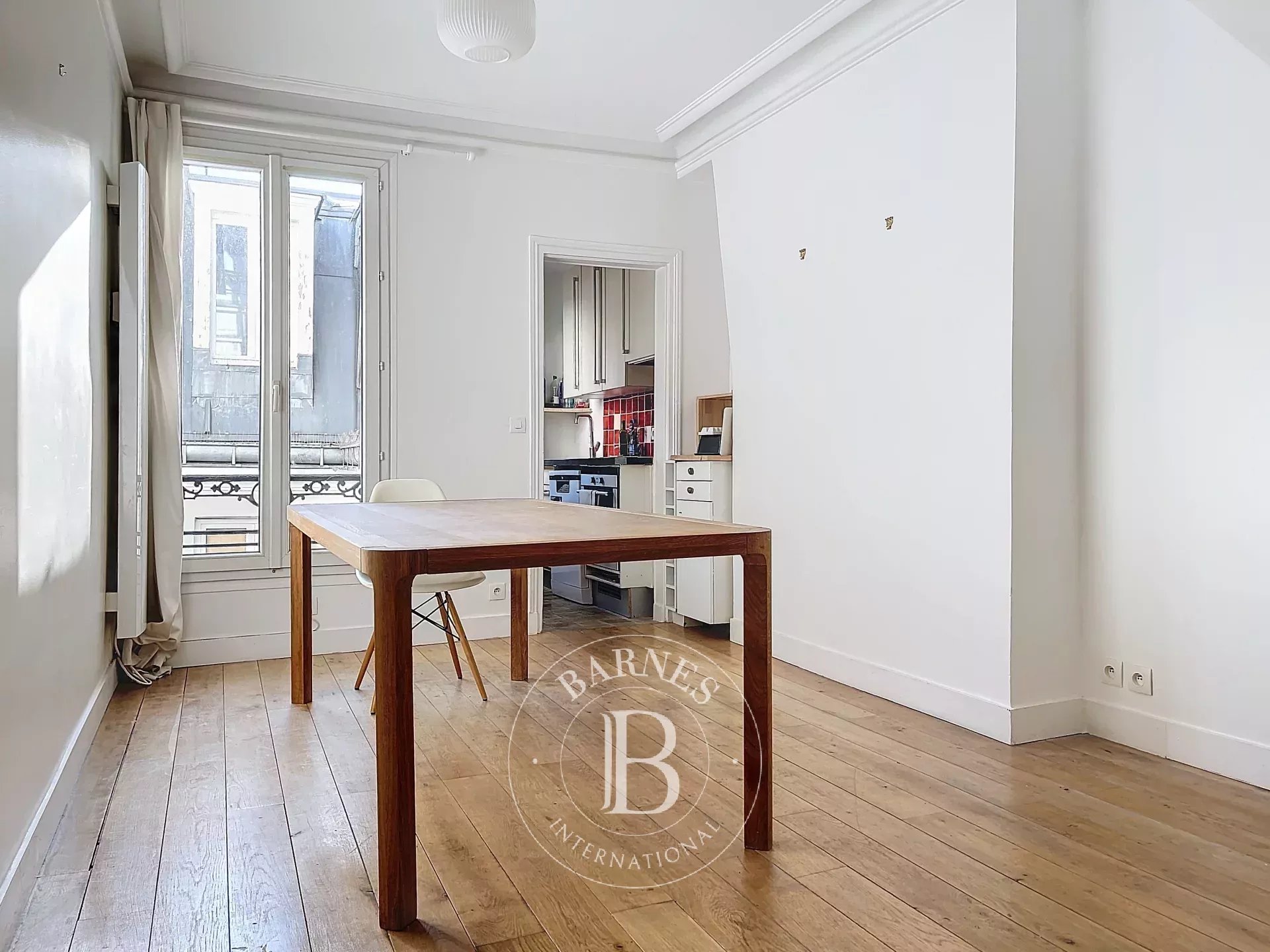 Daire Paris 18ème - picture 4