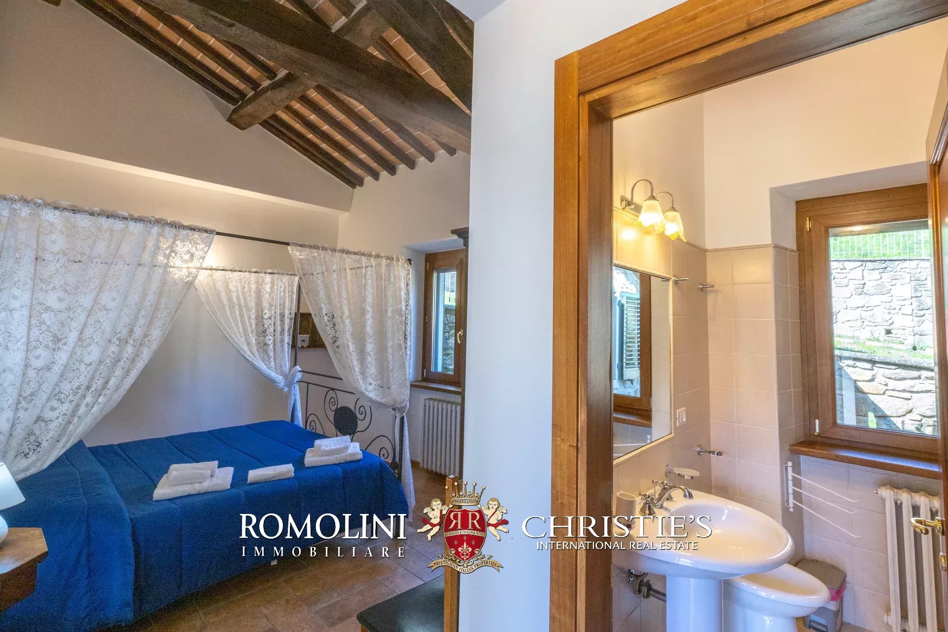13 Bedroom Villa/Townhouse's Image 39
