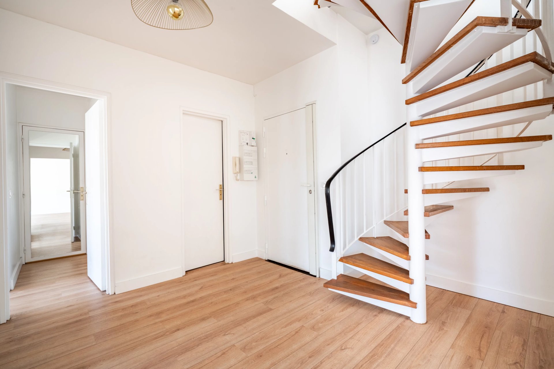 1 Bedroom Apartment/Flat's Image 11