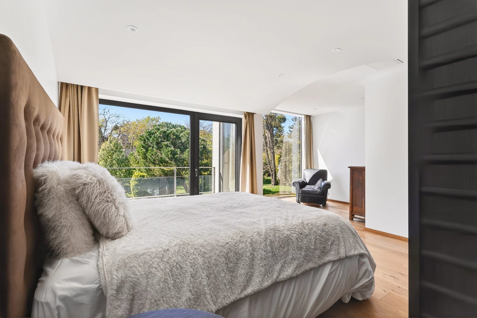 5 Bedroom Villa/Townhouse's Image 17