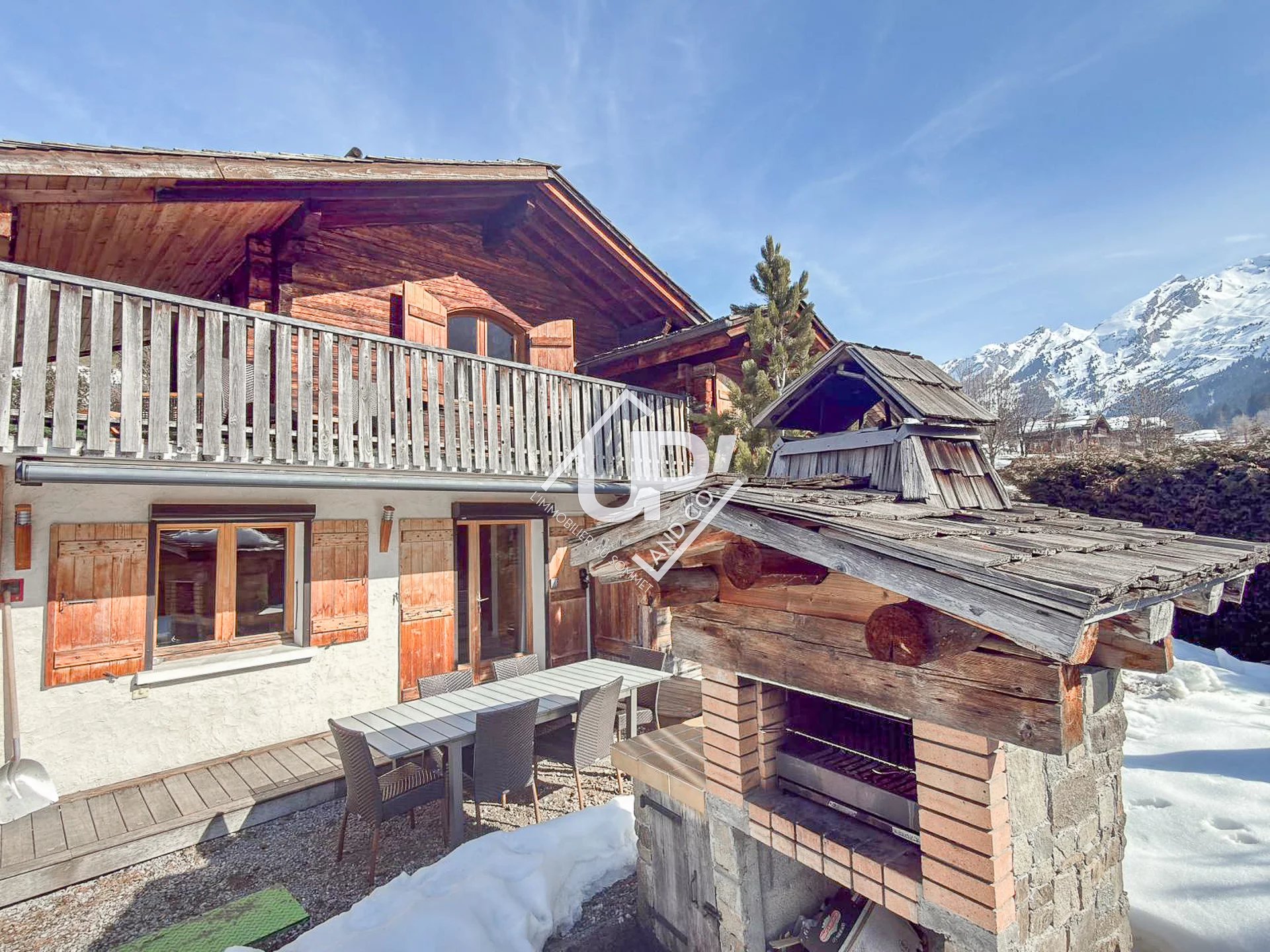 Agence immobilière de UP AND CO