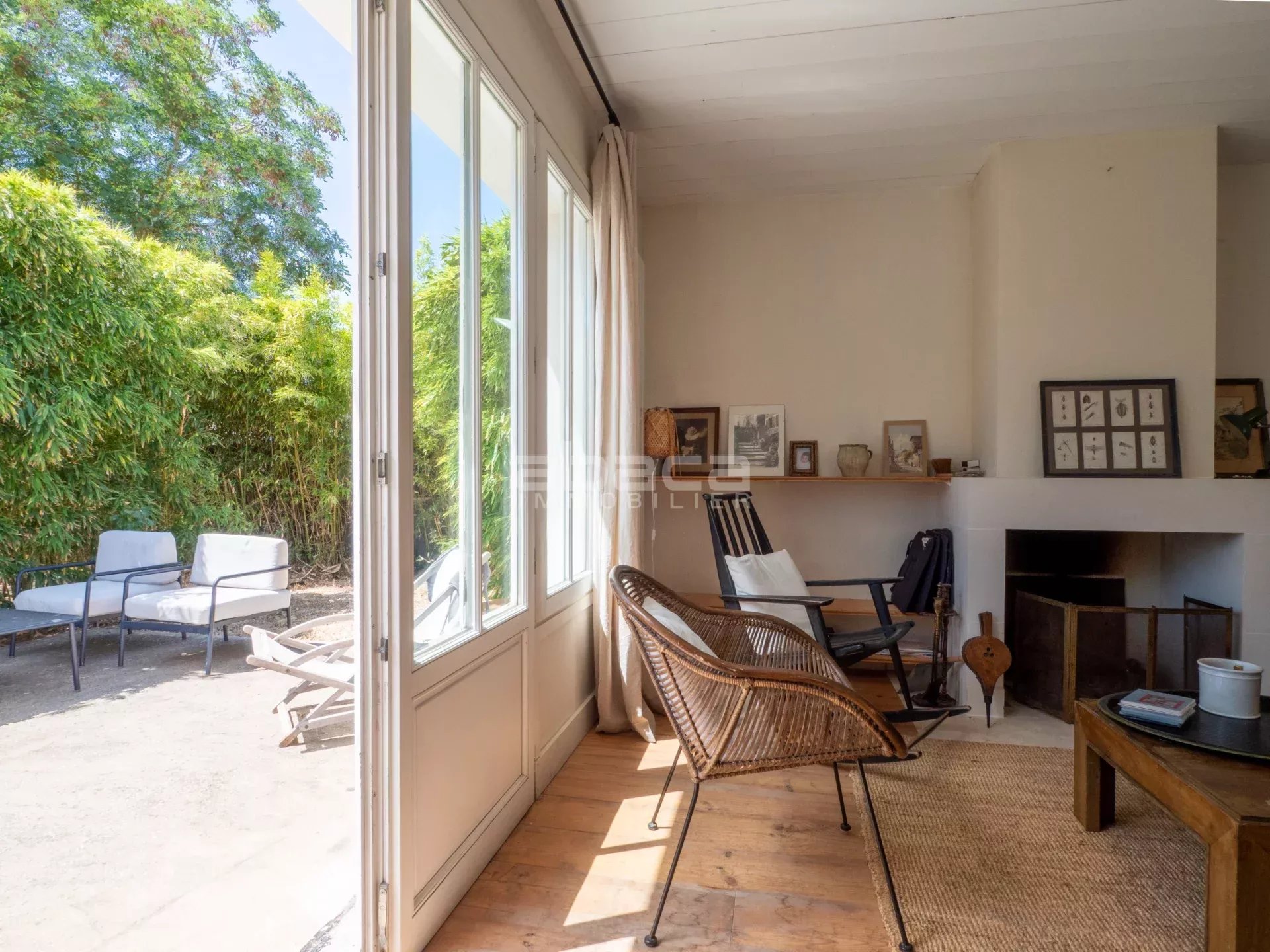 Agence immobilière de 
