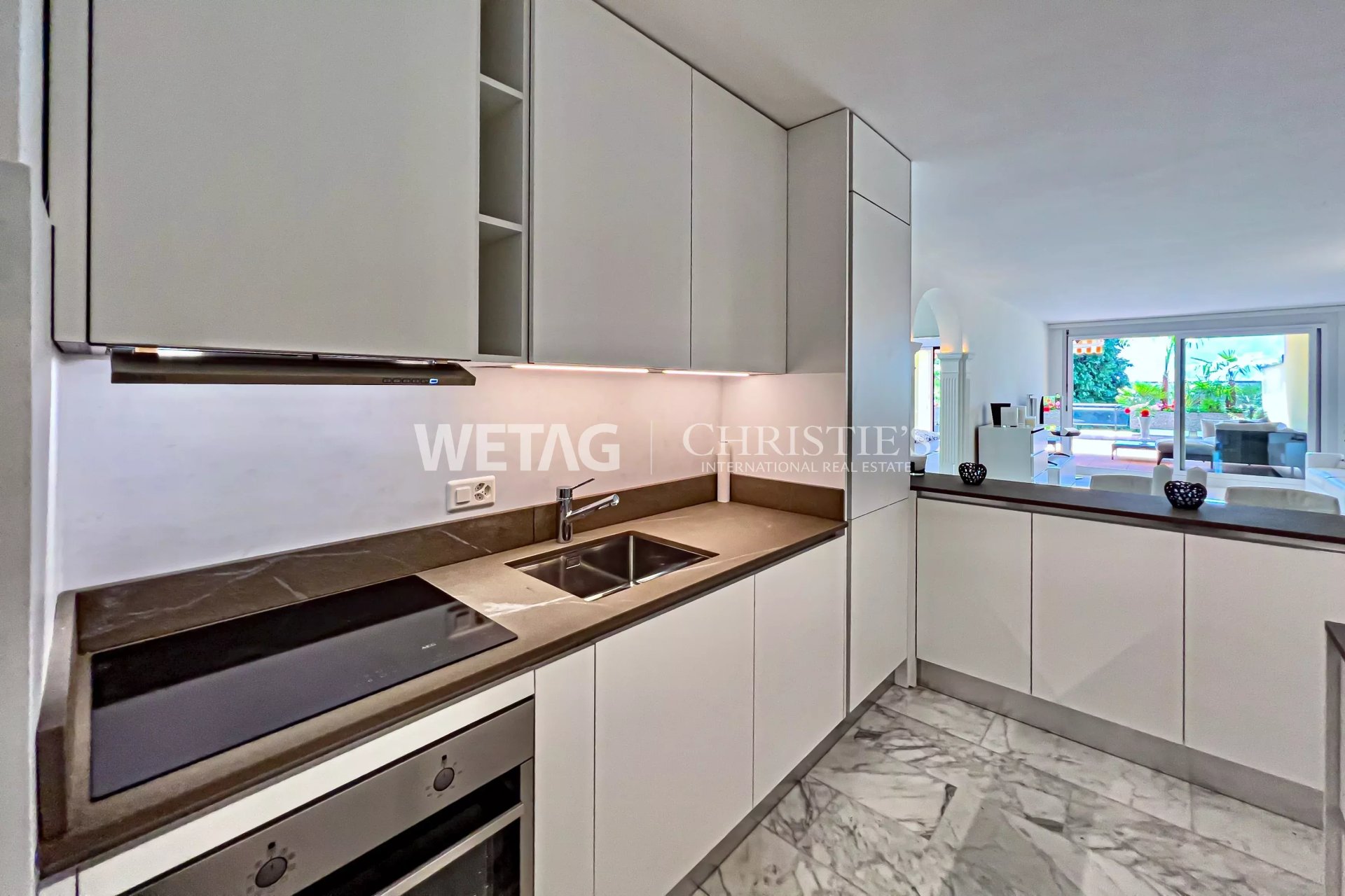 2 Bedroom Apartment/Flat's Image 5