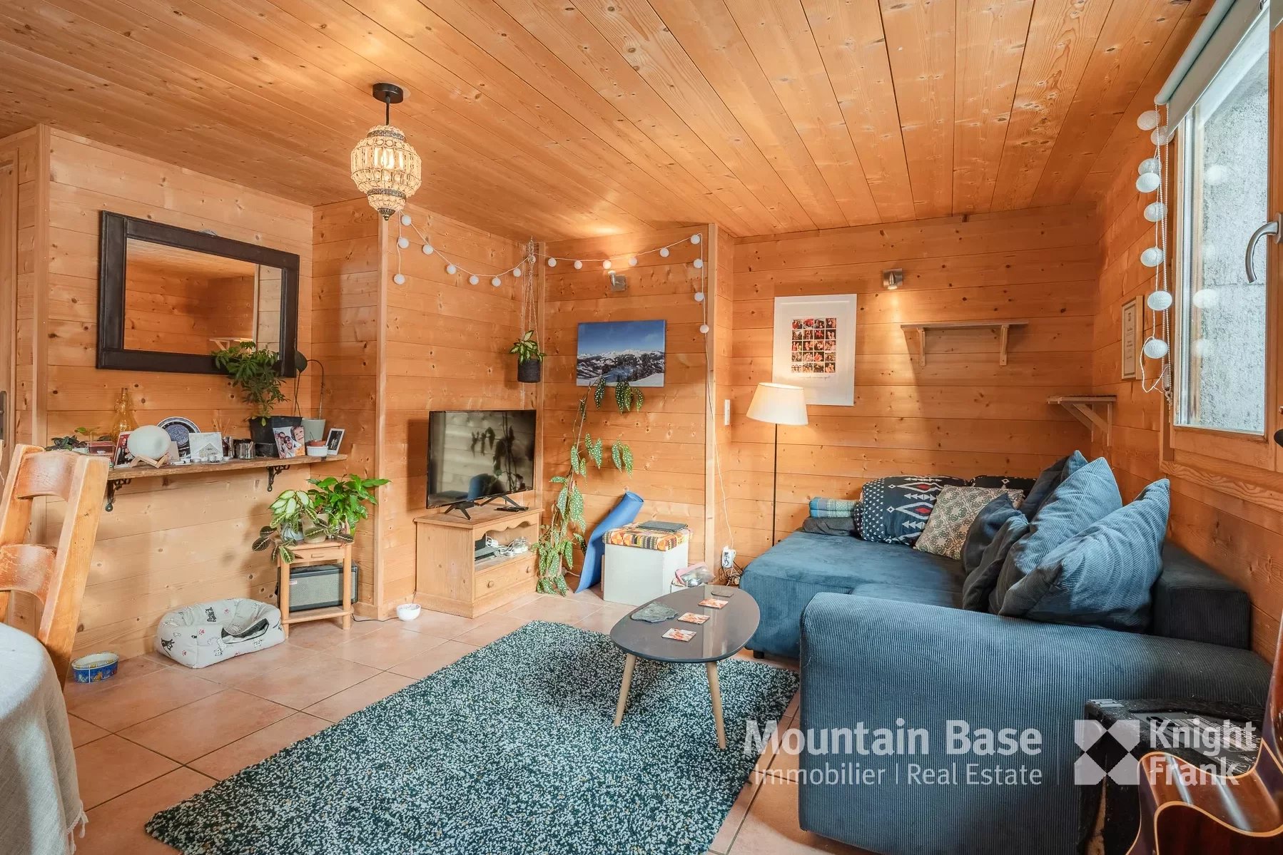 Photo of Large 8 bedroom chalet in Morzine