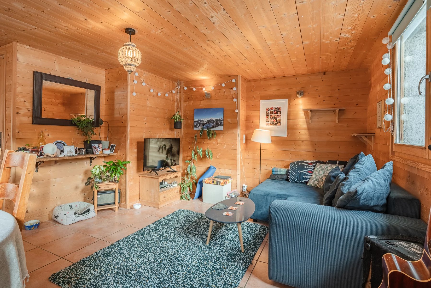 Photo of MORZINE - Large 8 bedroom chalet in Morzine