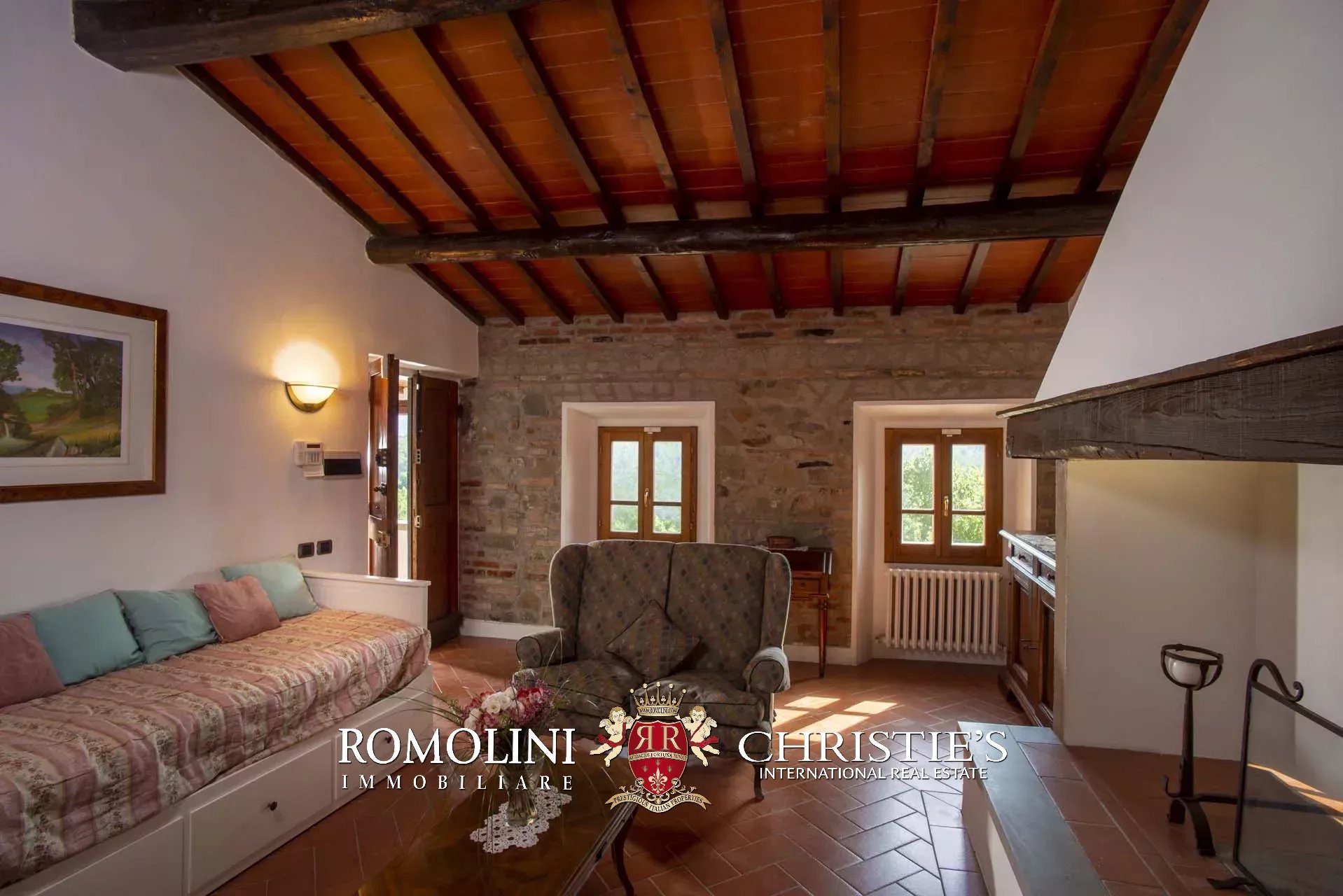 4 Bedroom Vineyard's Image 21